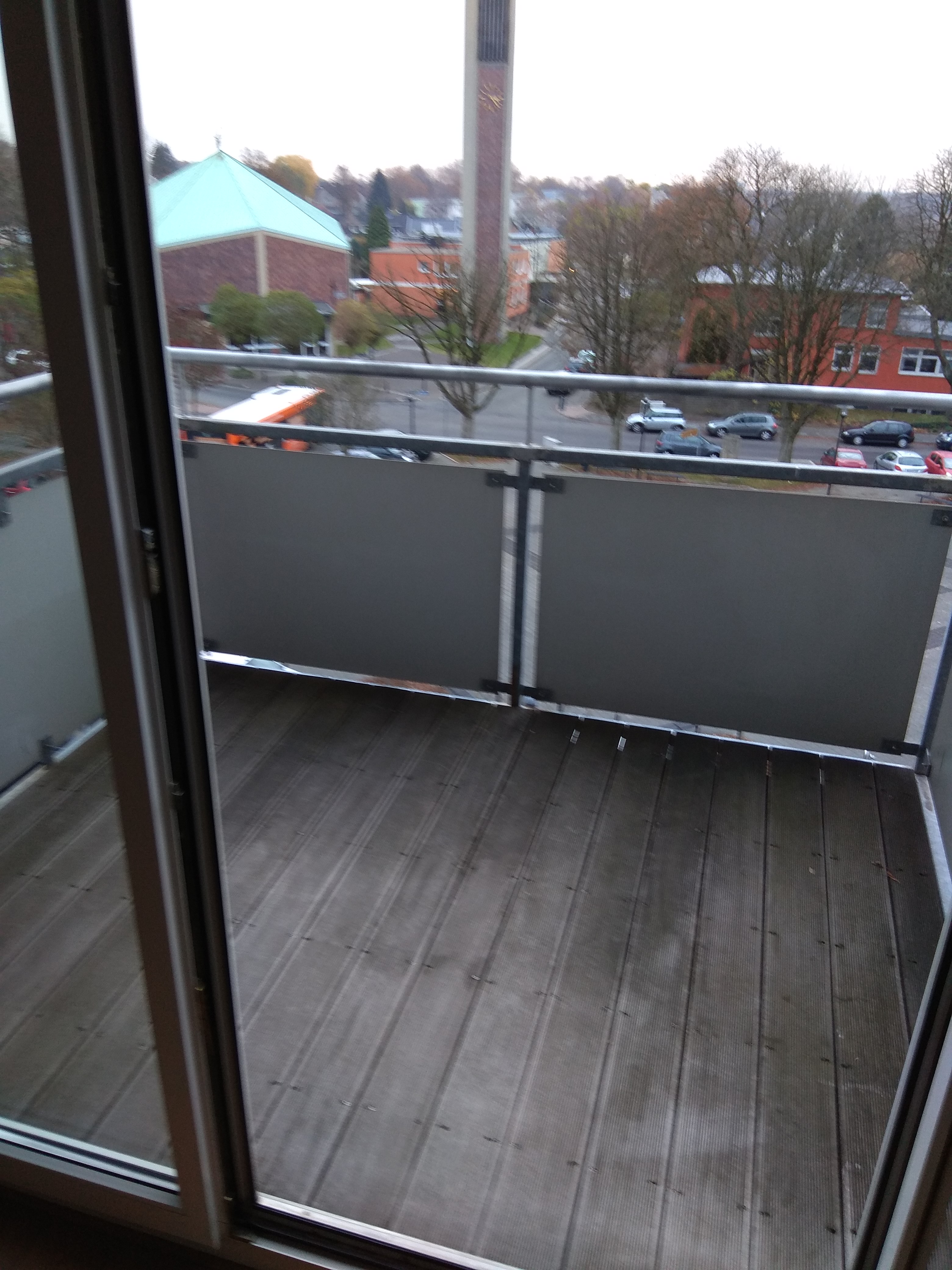 attraktive 2-Zimmer mit Balkon für Senioren