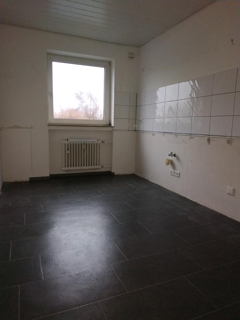 gut angebundene 2 Zimmer-Wohnung mit Garage