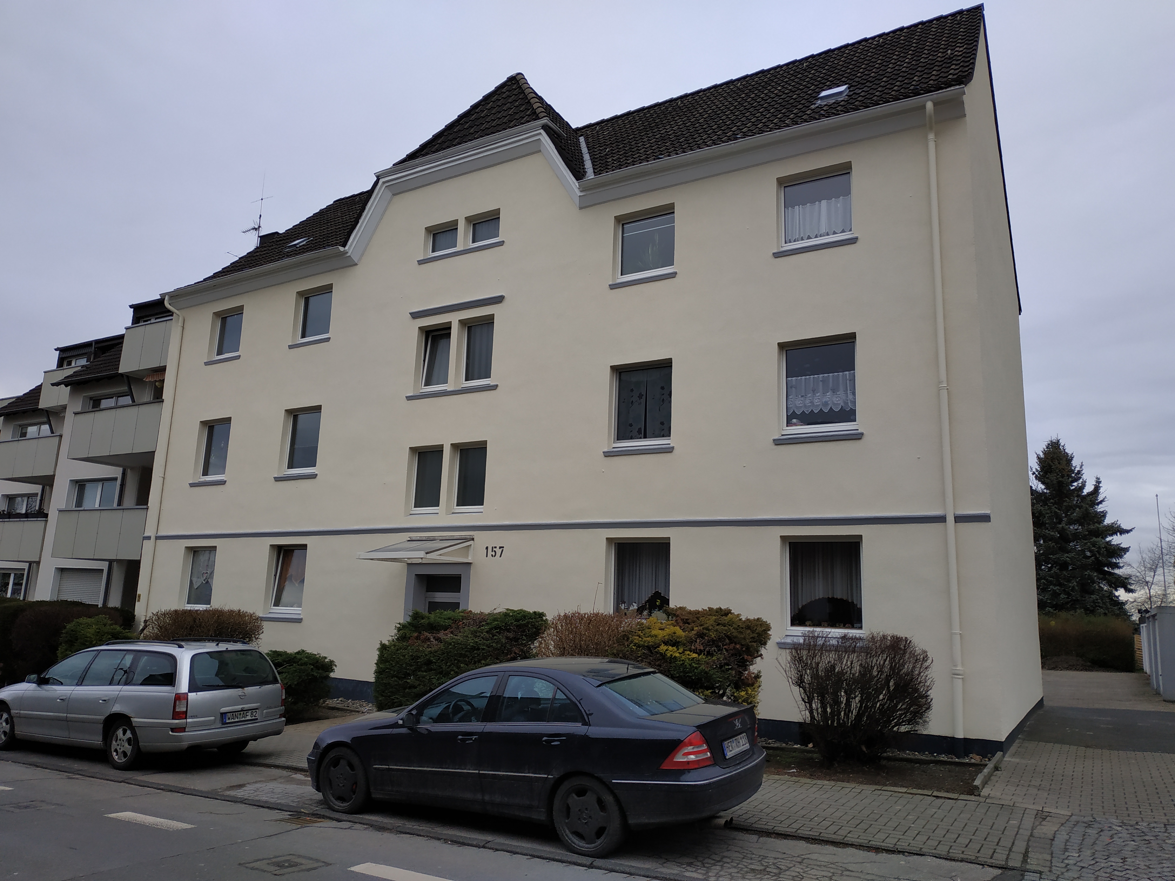 schöne lichtdurchflutete 3-Raum Wohnung mit 79 m²
