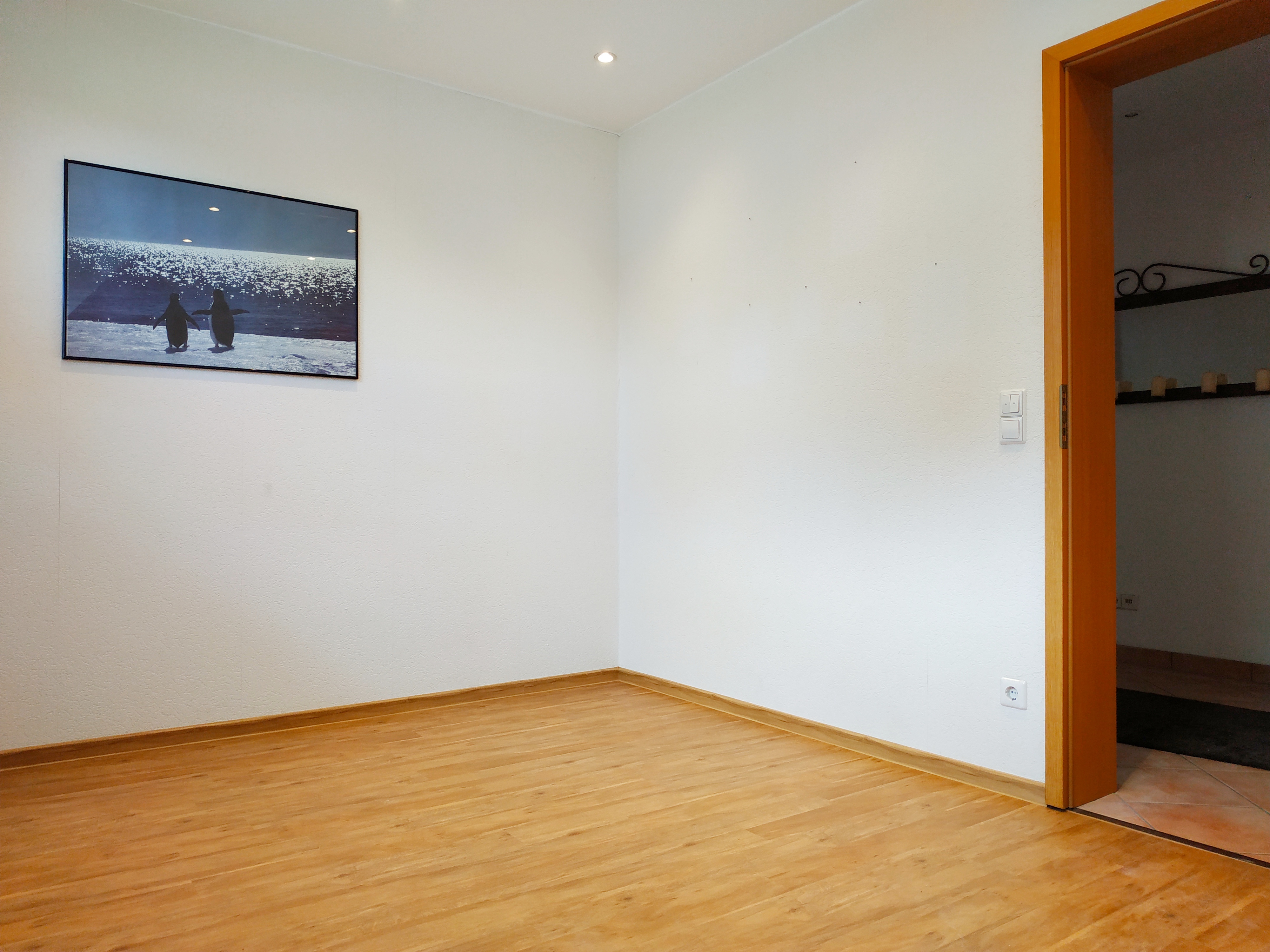 Leben im 2 Familienhaus mit traumhaftem Balkon!