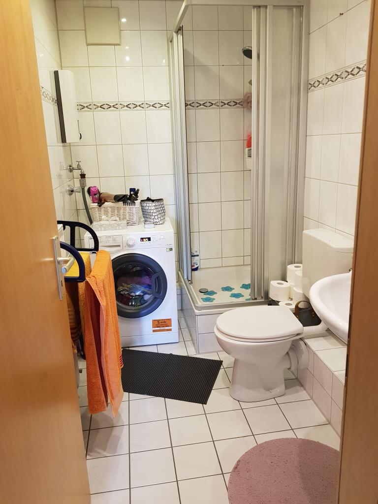 Gemütliche 2-Zimmer Wohnung im ersten Obergeschoss