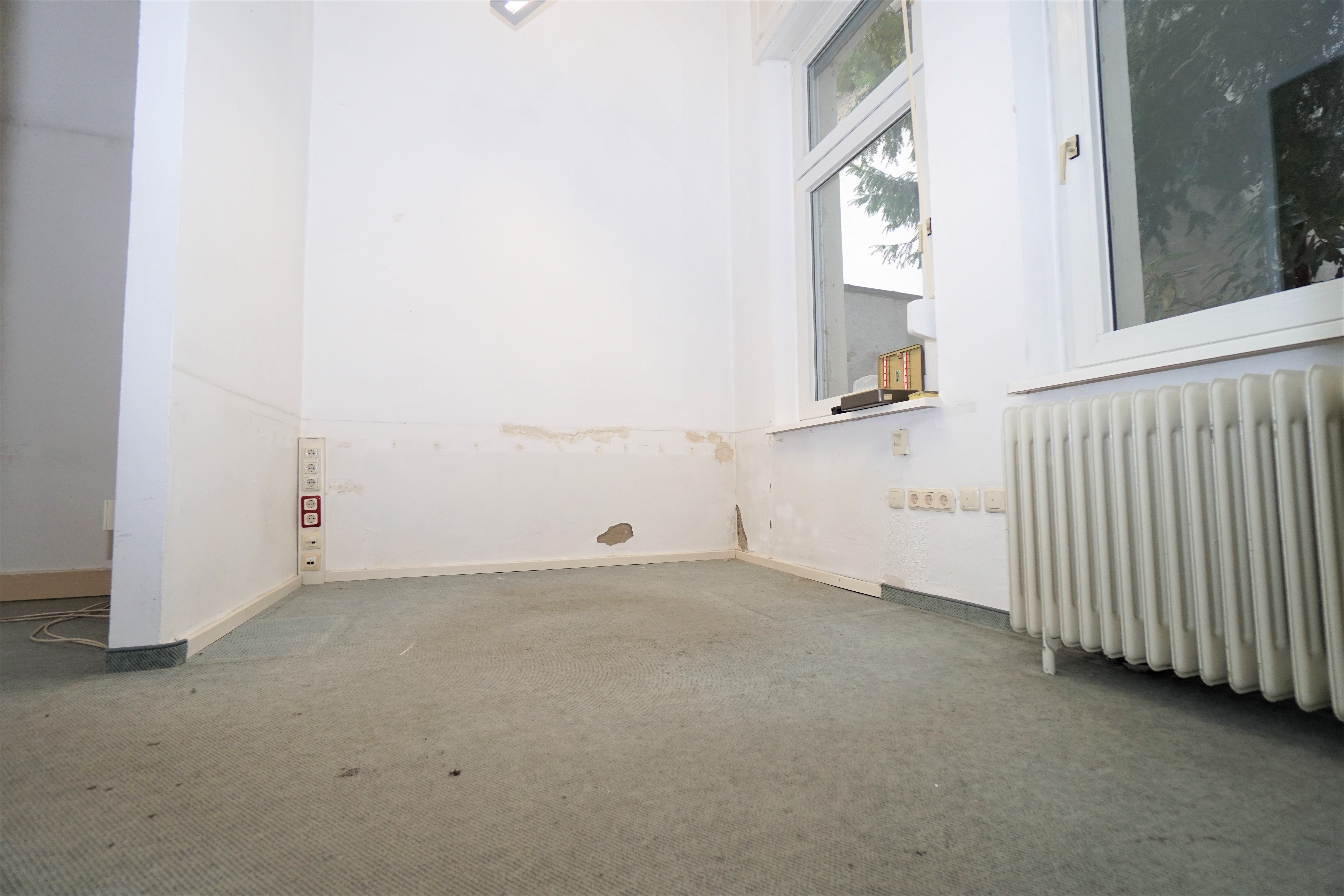 Ladenlokal/ Büroräume in bester Lage Castrops!