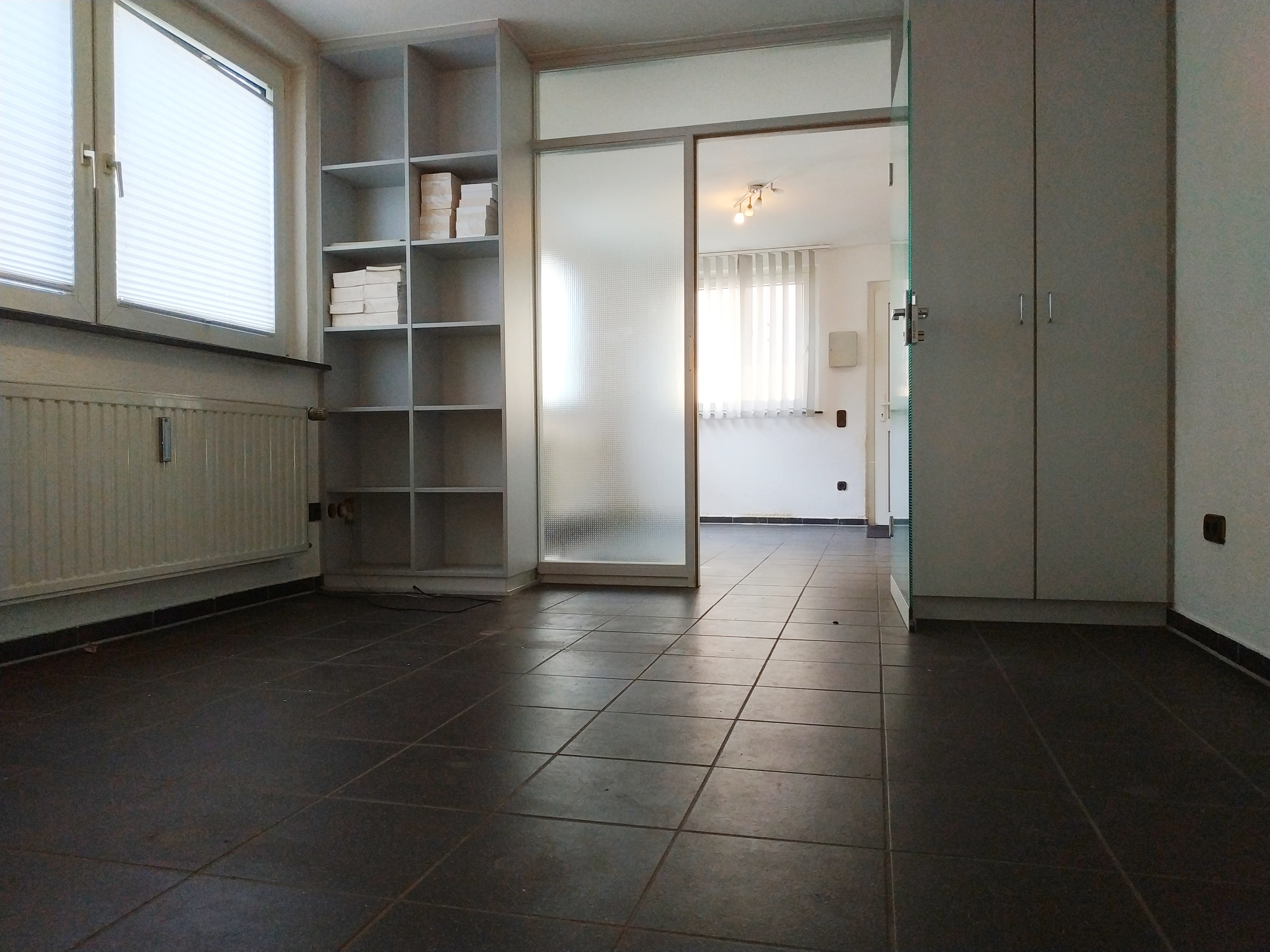 Büro-/Lagerräume in ruhiger Wohngegend mit ca. 108 m² Nfl.