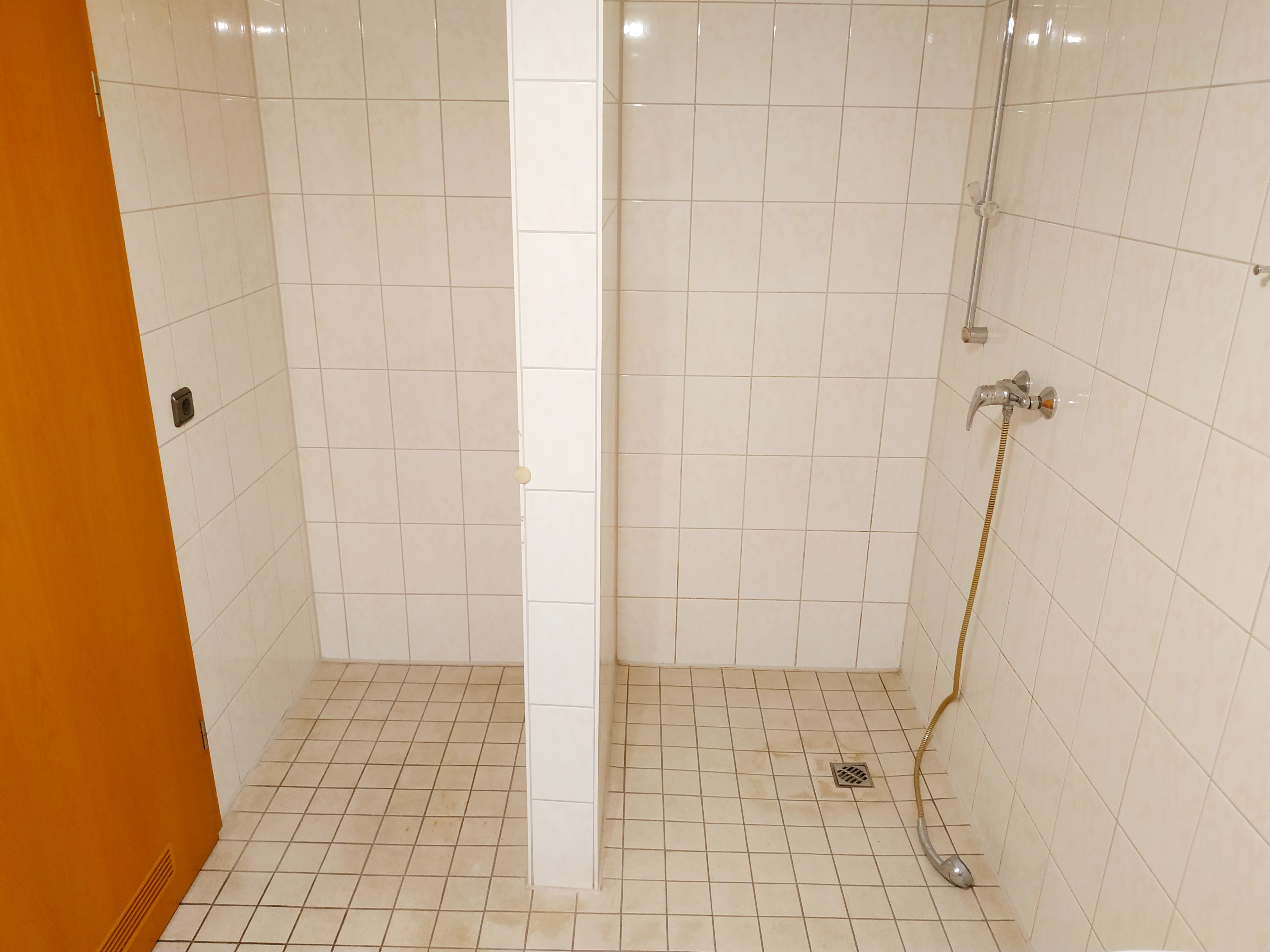 Büro-/Lagerräume in ruhiger Wohngegend mit ca. 108 m² Nfl.