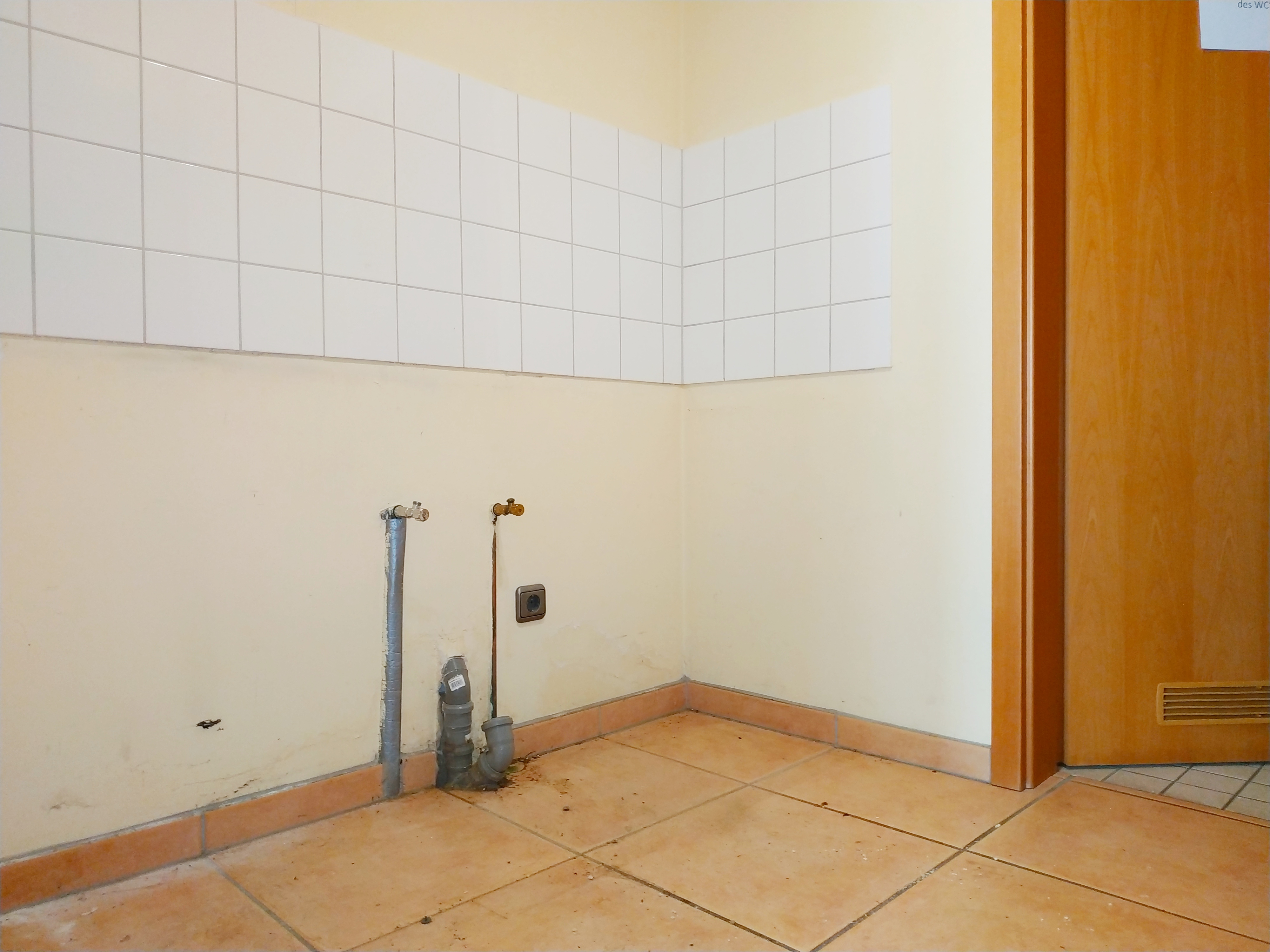 Büro-/Lagerräume in ruhiger Wohngegend mit ca. 108 m² Nfl.