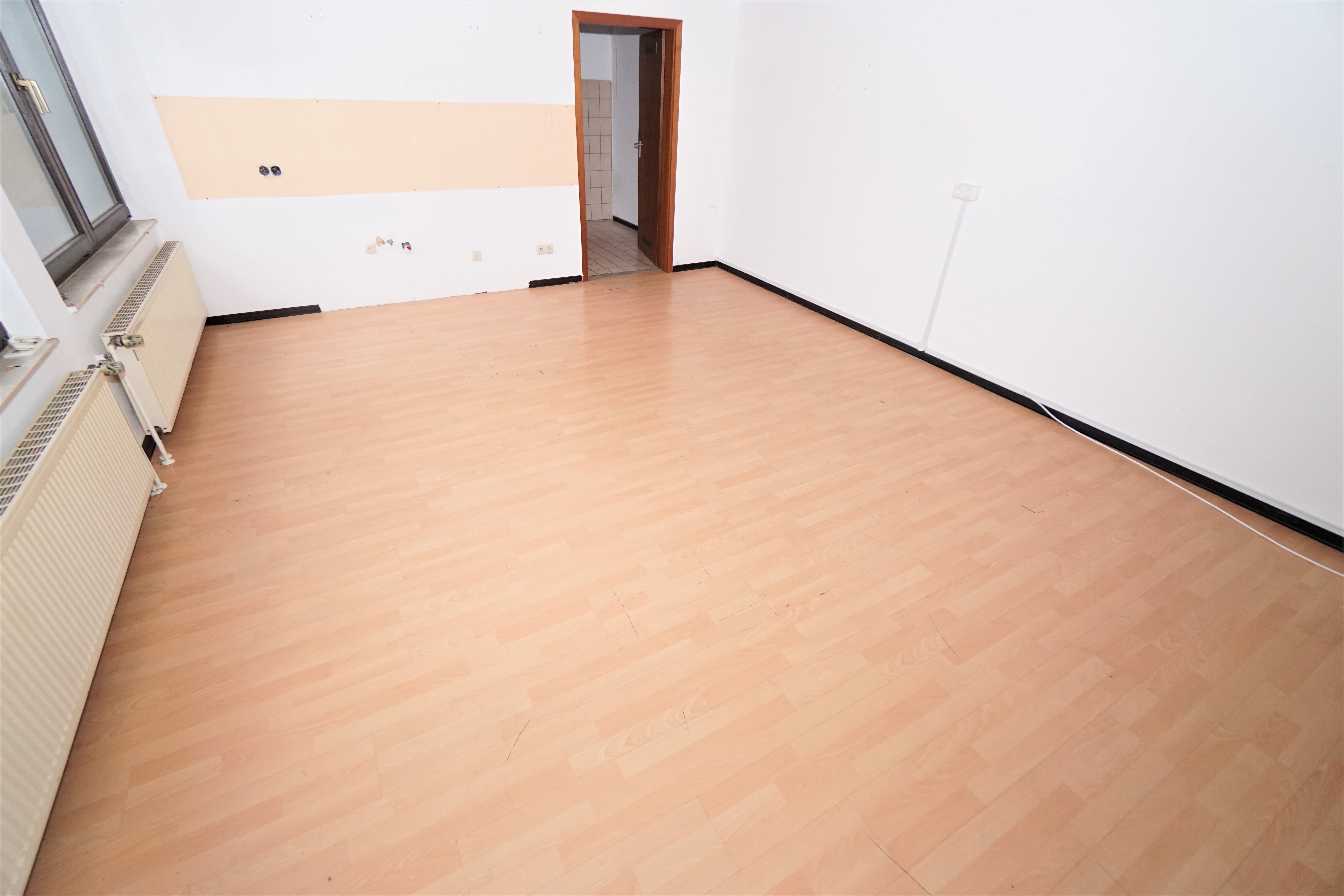 Ladenlokal / Büro auf der Lange Straße