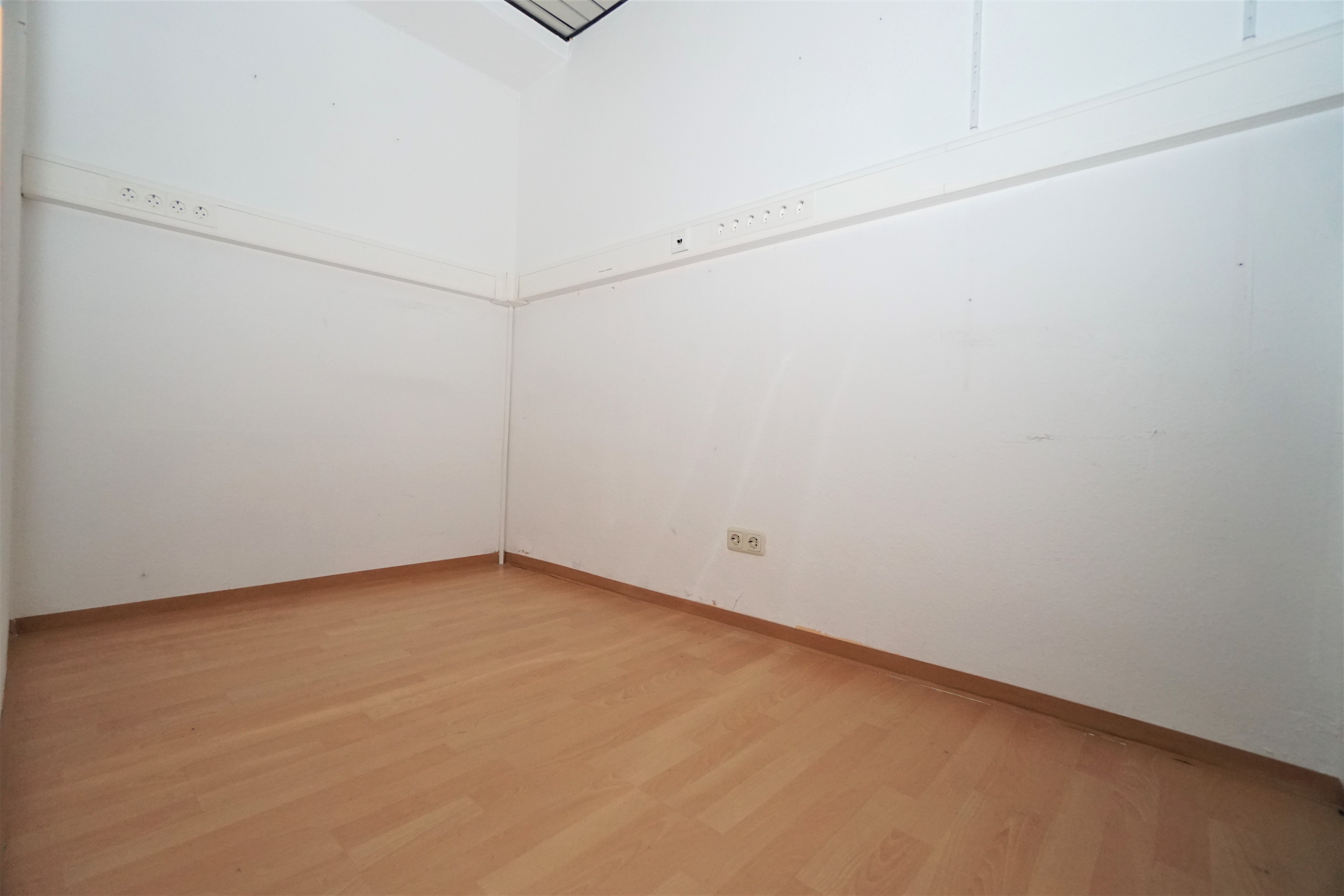 Ladenlokal / Büro auf der Lange Straße