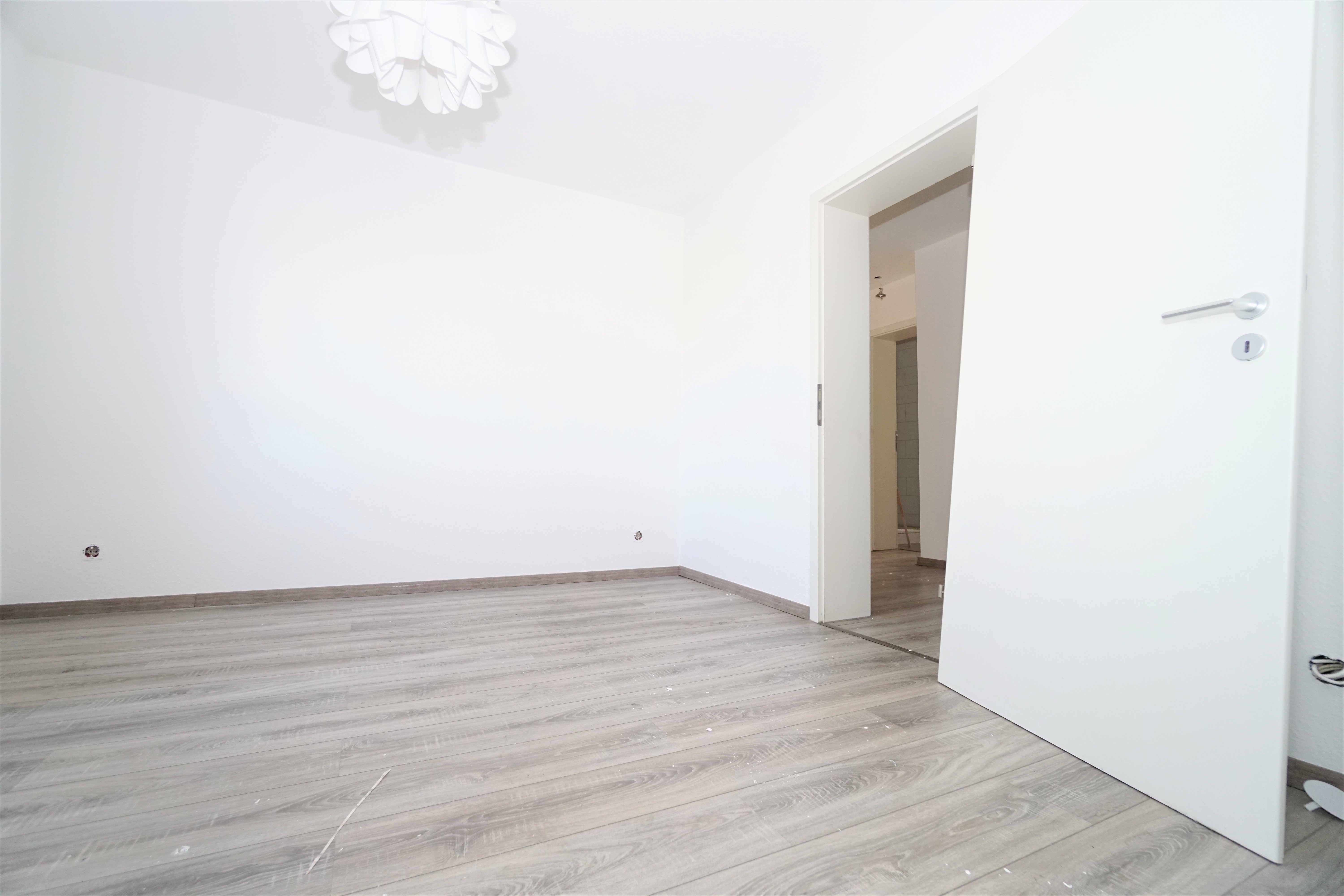 Bochum Stiepel! Großzügige DG-Wohnung mit 4 Zimmern!