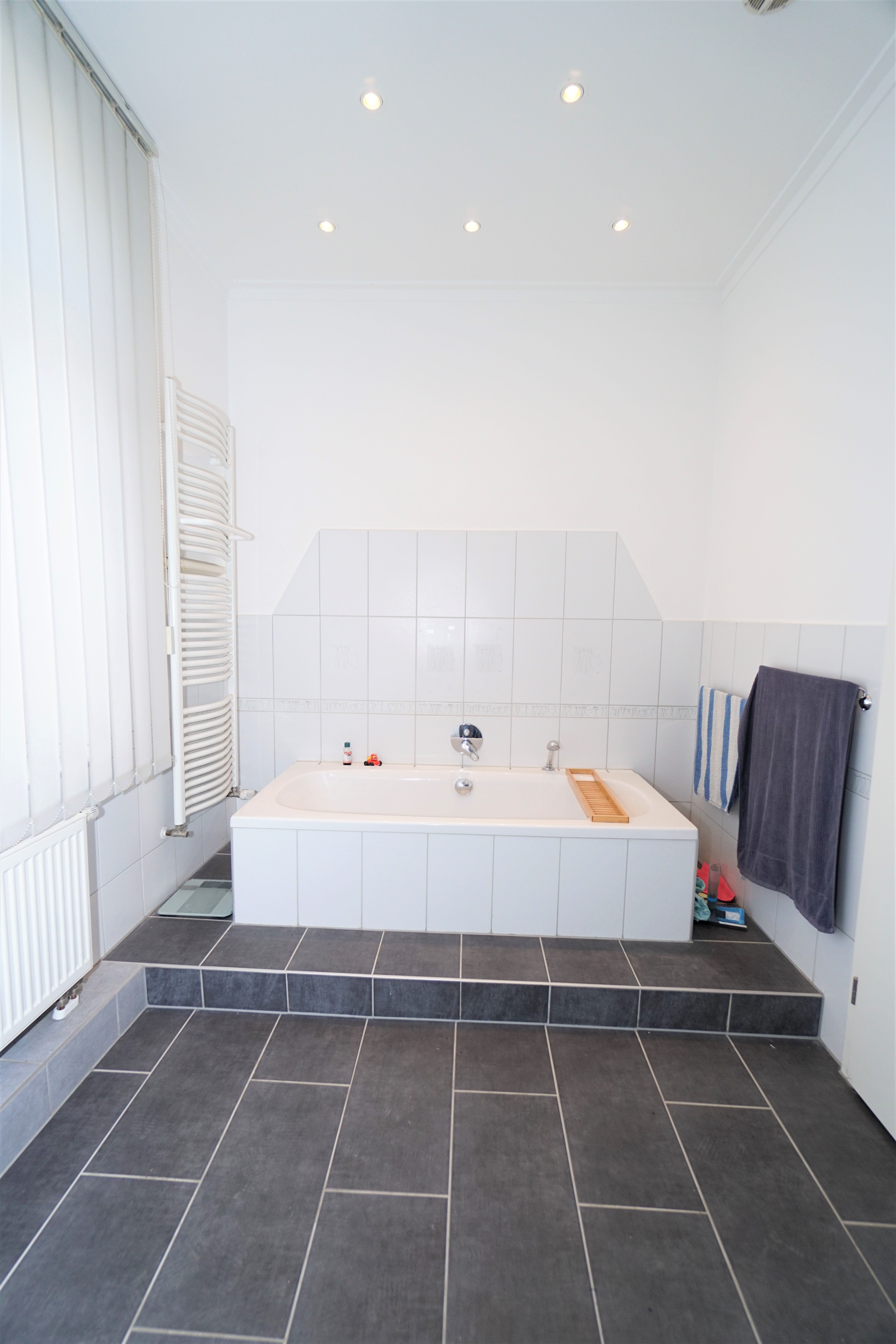 Lichtdurchflutete und loftartige 2 Zimmerwohnung