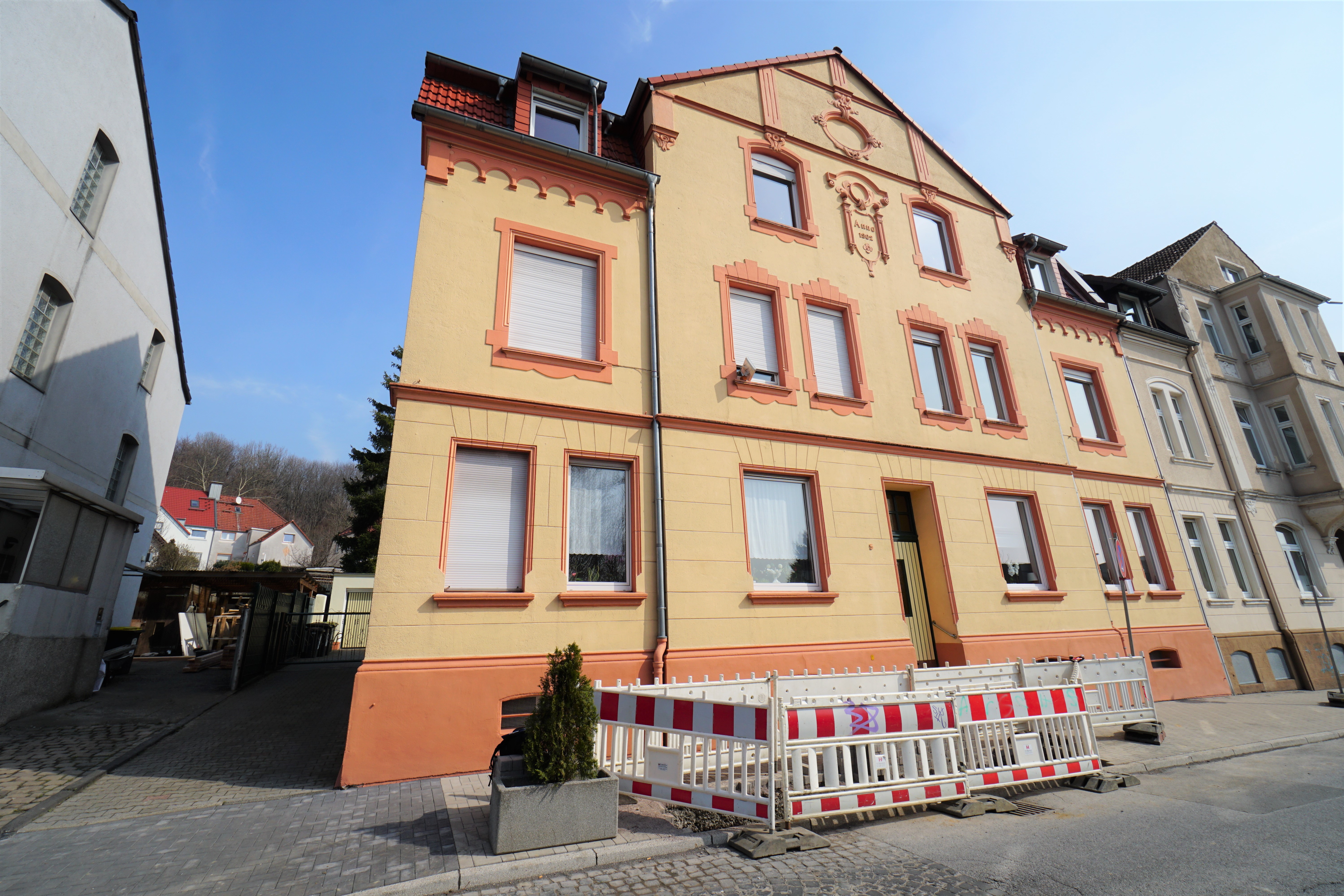 Leben & Homeoffice im schönem Altbau!