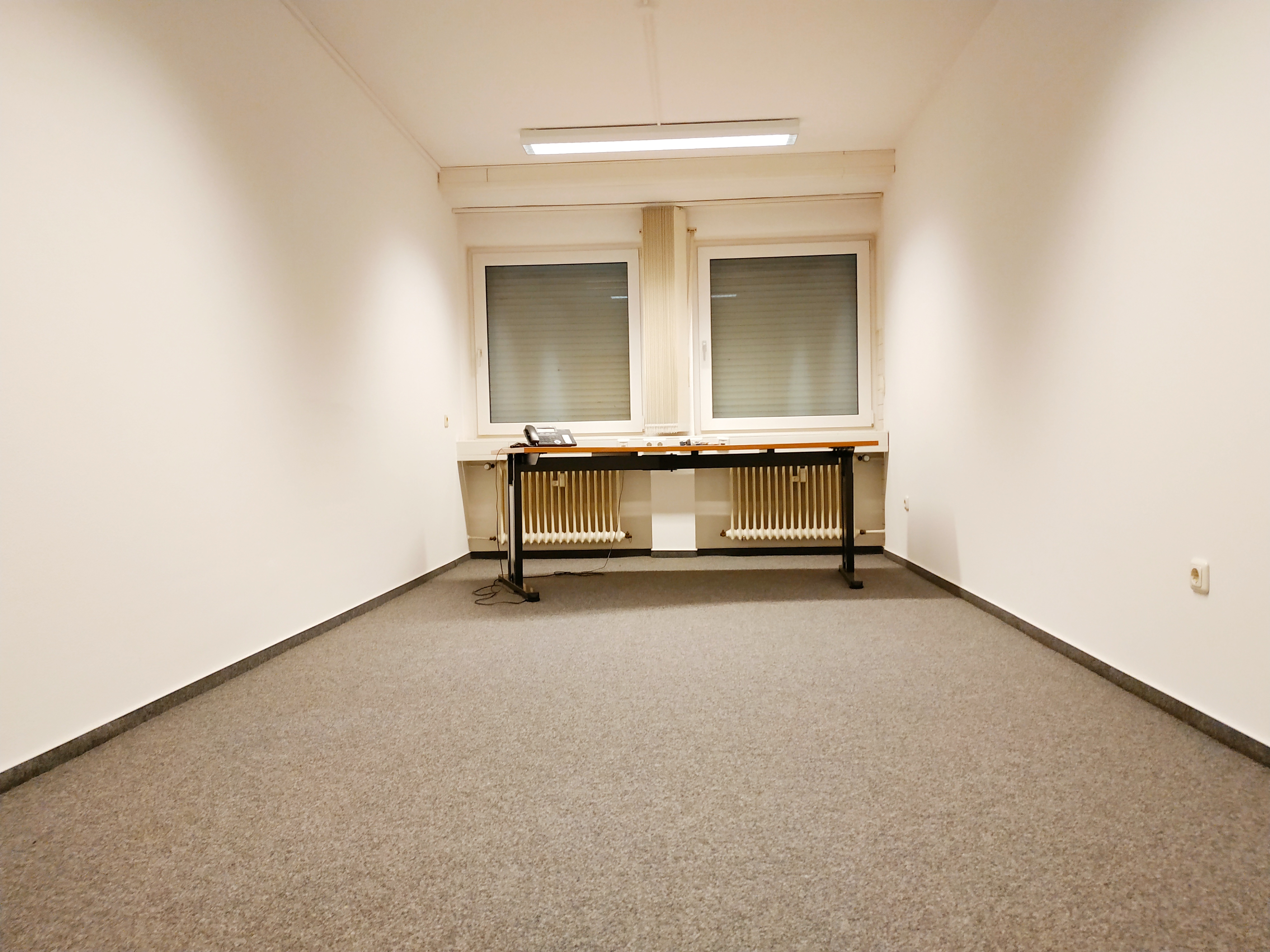 Großzügige Büroeinheit mit optimaler Verbindung auf Schwerin!