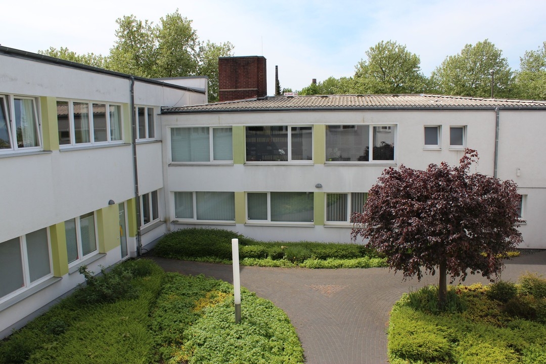 Gepflegte Büro- oder Praxiseinheit in guter Lage von Bad Godesberg-Mehlem.