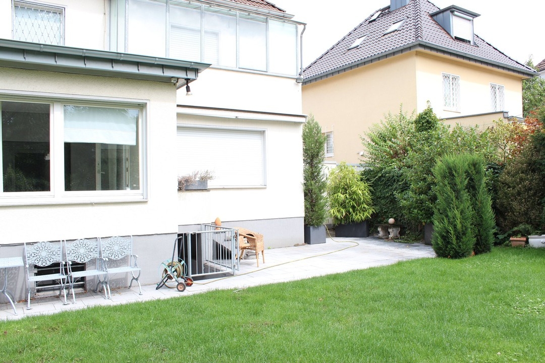 Freistehendes Familiendomiziel im Godesberger Villenviertel!