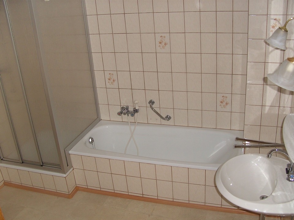 Gemütliche 2 Zimmer Wohnung in kleiner Hofanlage!
