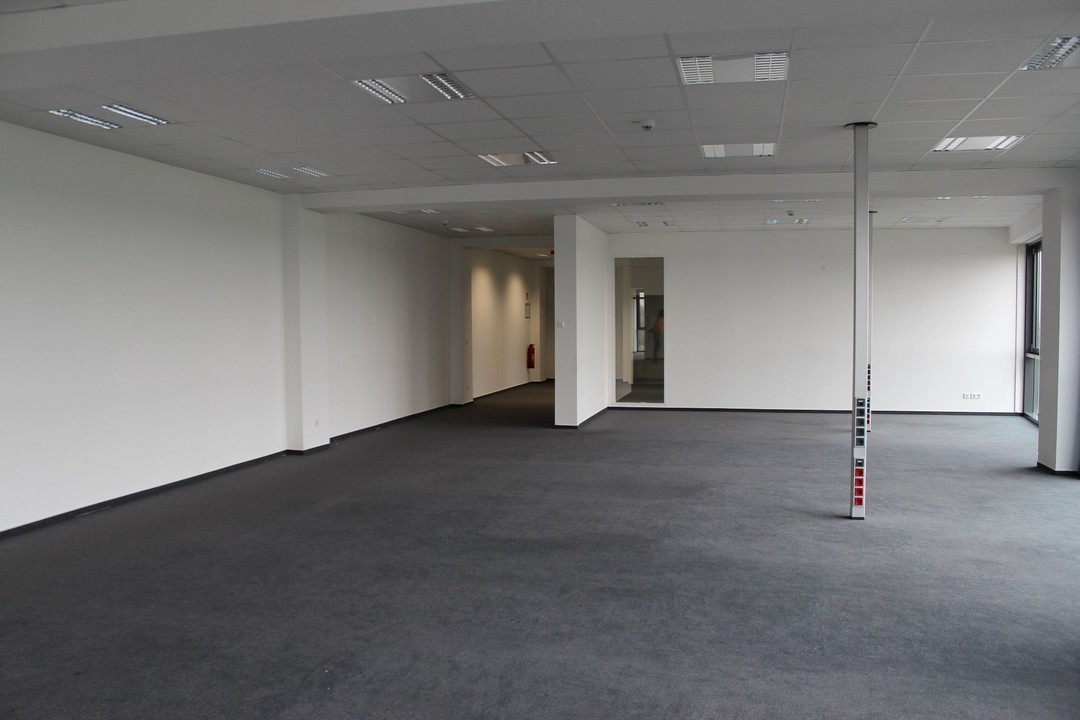 Moderne Büroflächen in Rheinbacher Gewerbegebiet