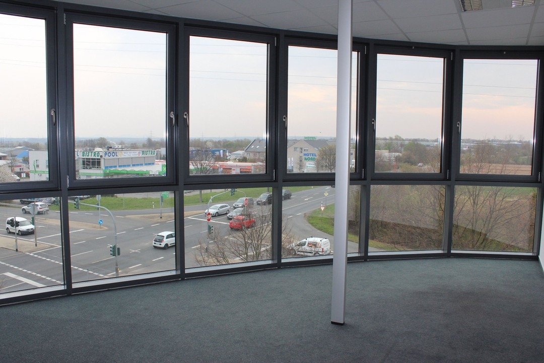 Moderne Büroflächen in Rheinbacher Gewerbegebiet