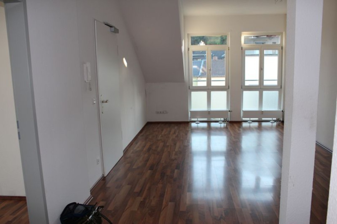 Großzügige und moderne 3,5 Zimmer Wohnung in bester Innenstadtlage von Remagen!