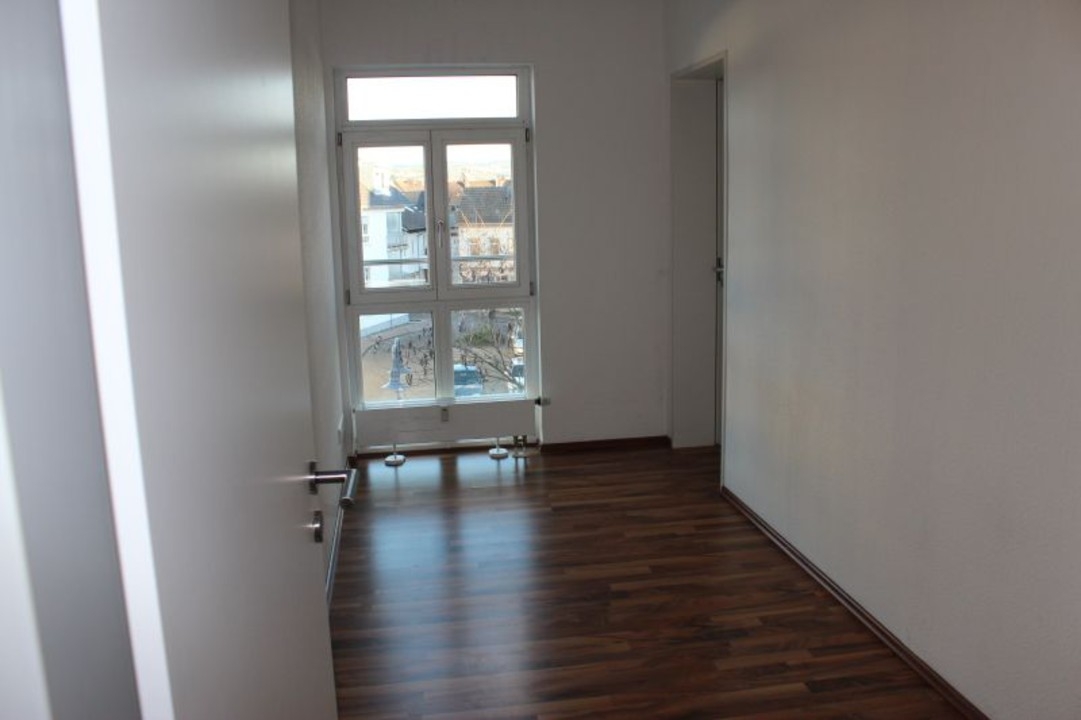 Großzügige und moderne 3,5 Zimmer Wohnung in bester Innenstadtlage von Remagen!