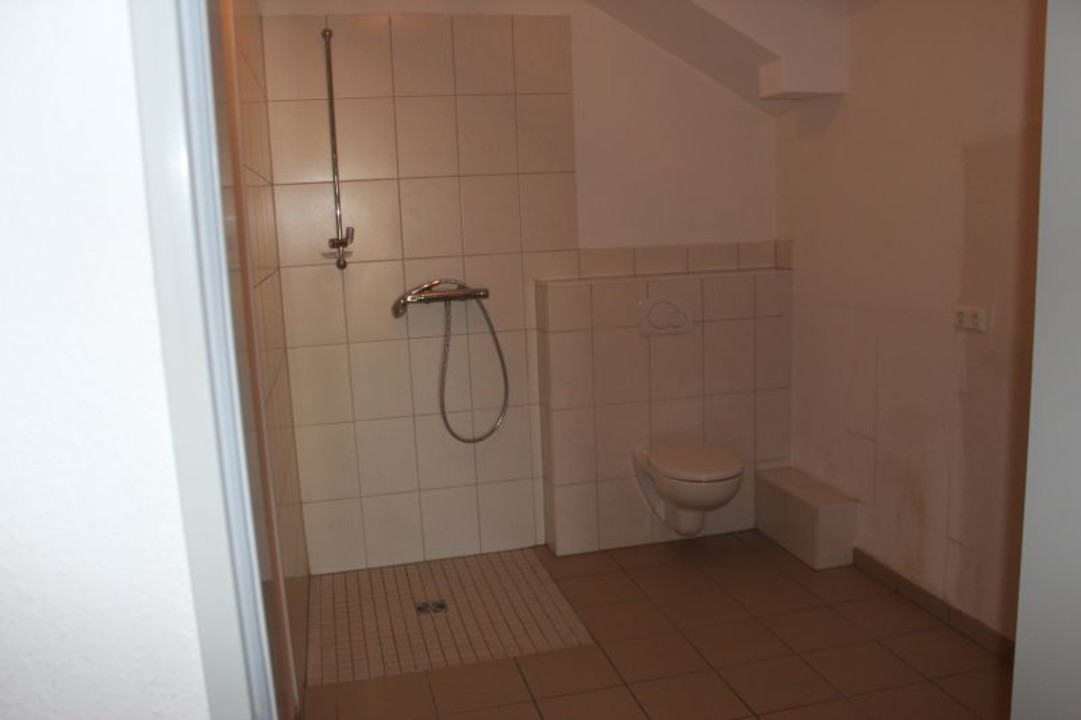 Großzügige und moderne 3,5 Zimmer Wohnung in bester Innenstadtlage von Remagen!