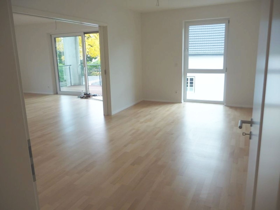 Ihr neues Domizil in Rheinnähe! Großzügige 4 Zimmer Wohnung in Neubauqualität!