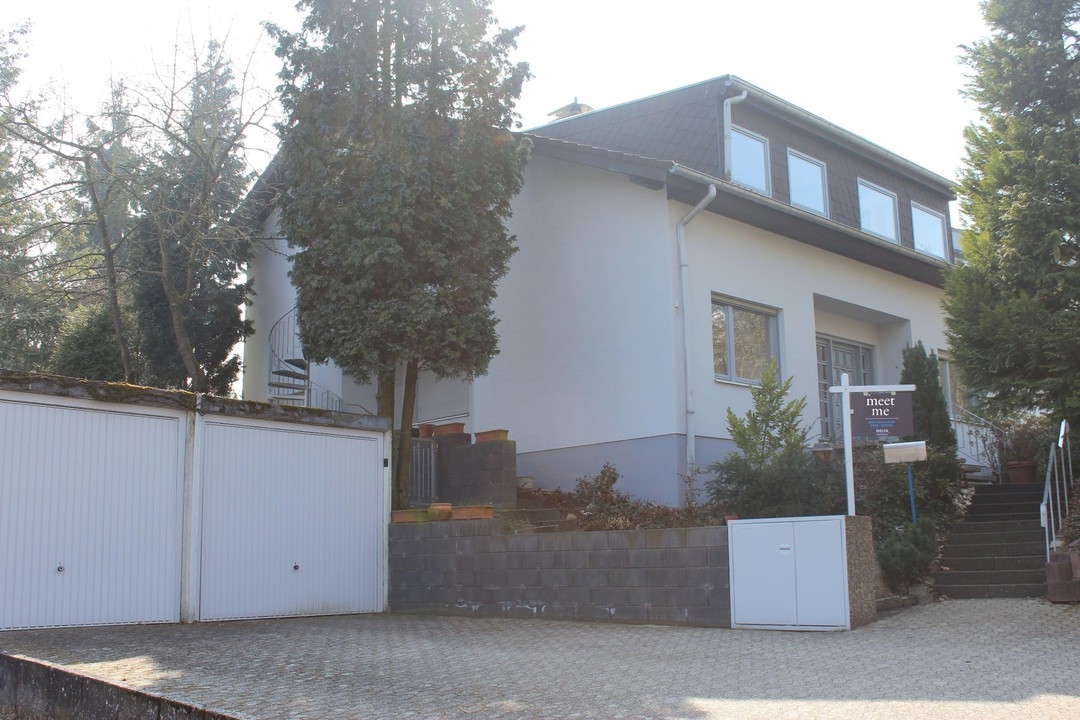 Einfamilienhaus in Bonn-Muffendorf! Viel Platz für Sie und Ihre Familie!