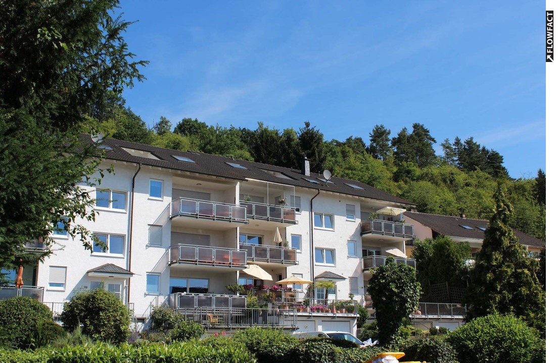 Dachgeschosswohnung mit Charme! Attraktiv für Eigennutzer und Kapitalanleger!