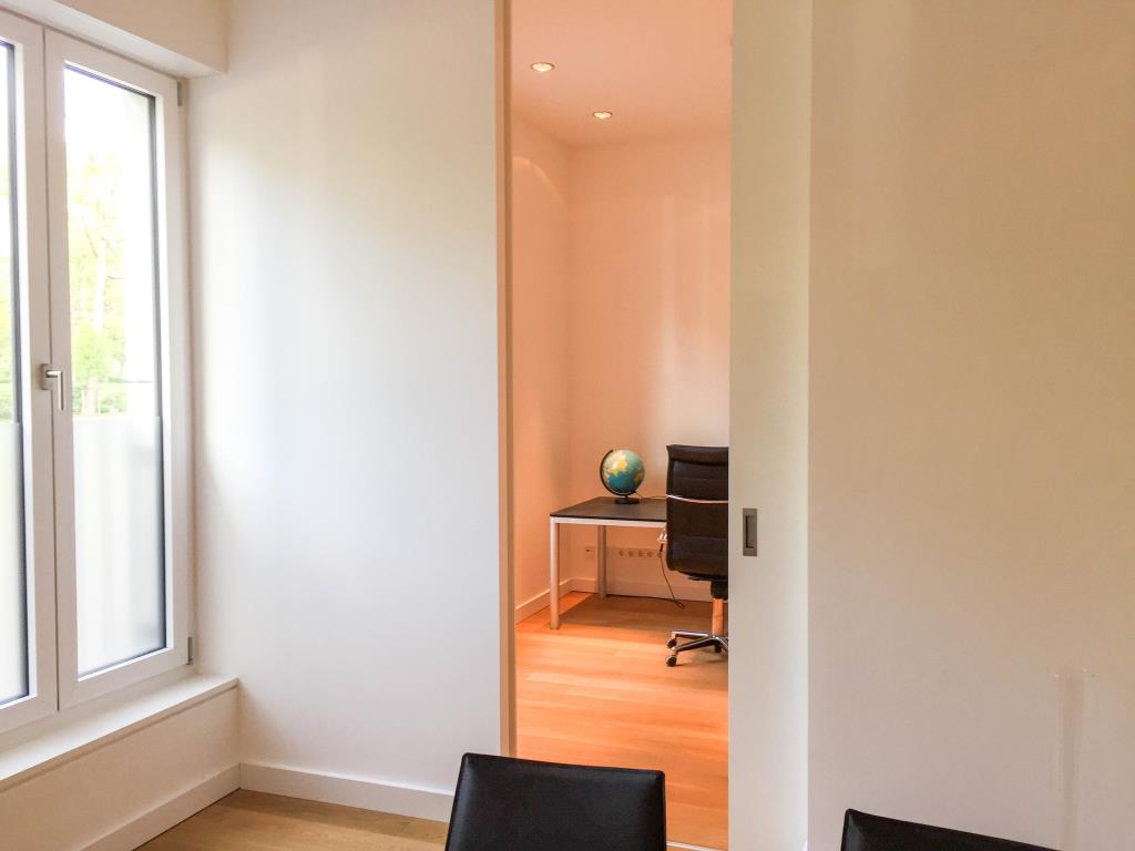 Top-Adresse in Kö-Nähe* Elegante möblierte Stadtwohnung mit Terrasse! Schick und minimalistisch!
