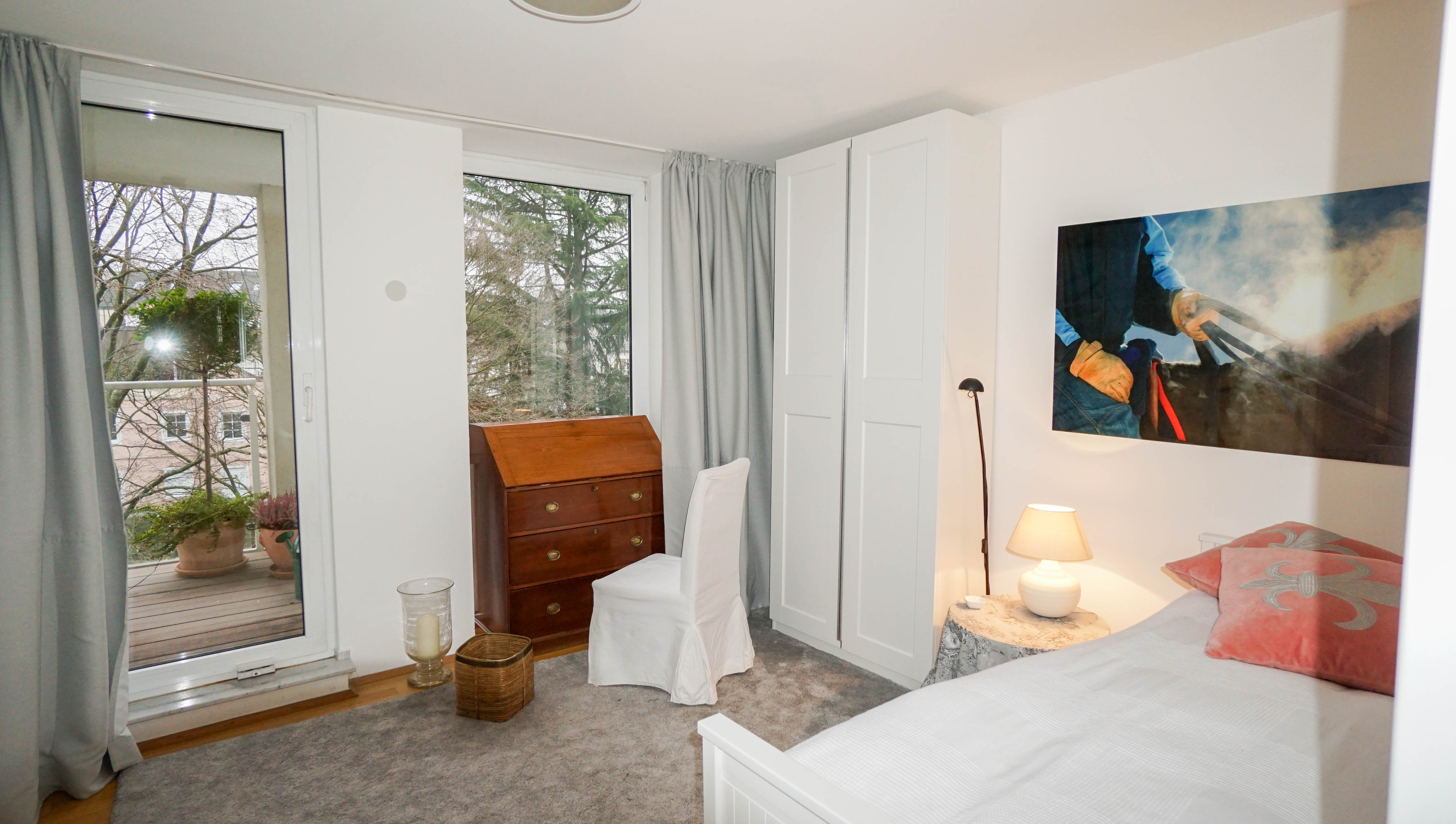 Düsseldorf-Rheinfront: Exklusive Maisonette-Wohnung auf der Cecilienallee!