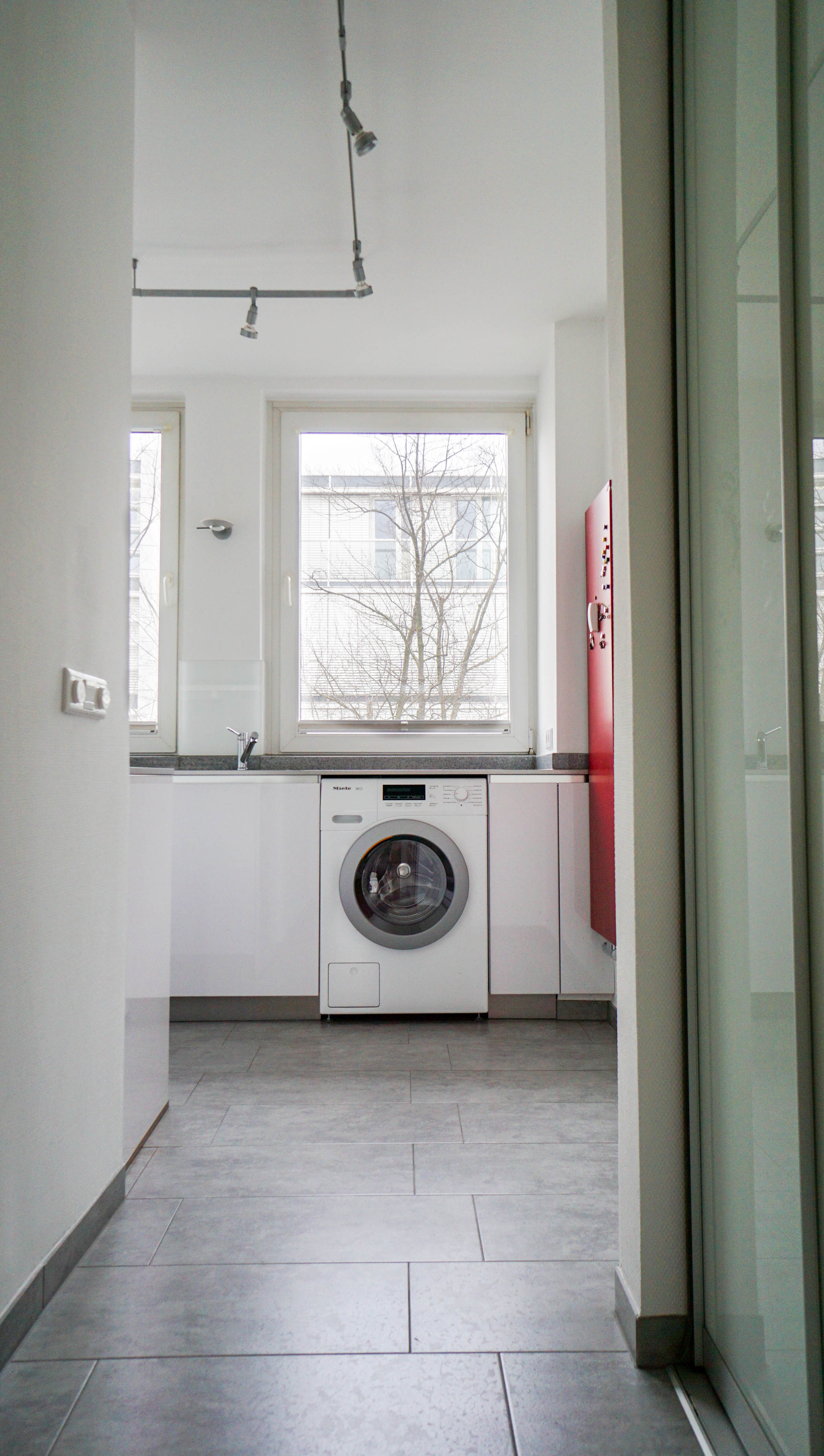 Lichtdurchflutete 3-Zimmer-Wohnung mit Balkon in Düsseldorf-Oberkassel
