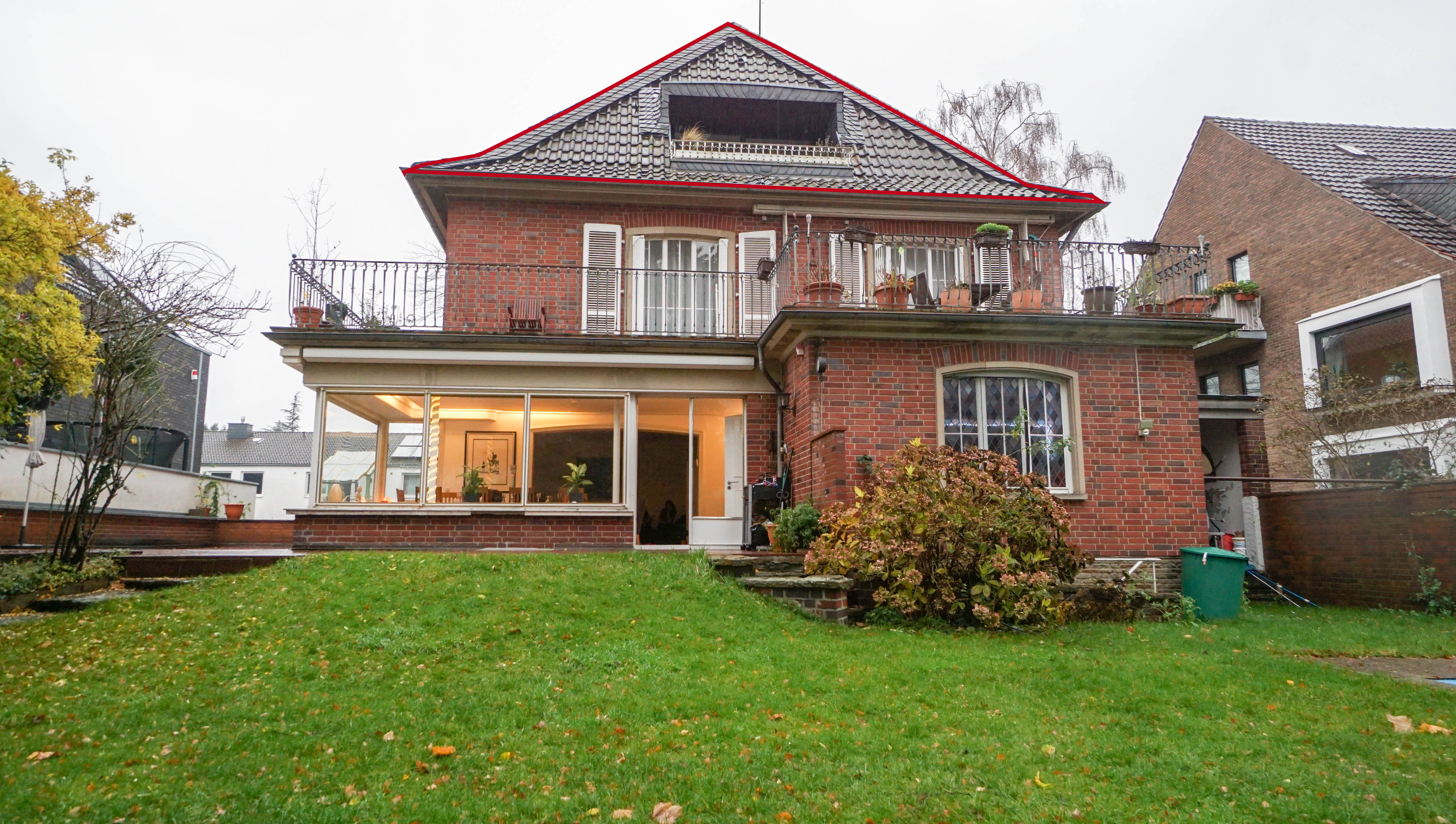 Gemütliche 2-Zimmer-Dachgeschosswohnung mit Landhaus-Flair und Terrasse