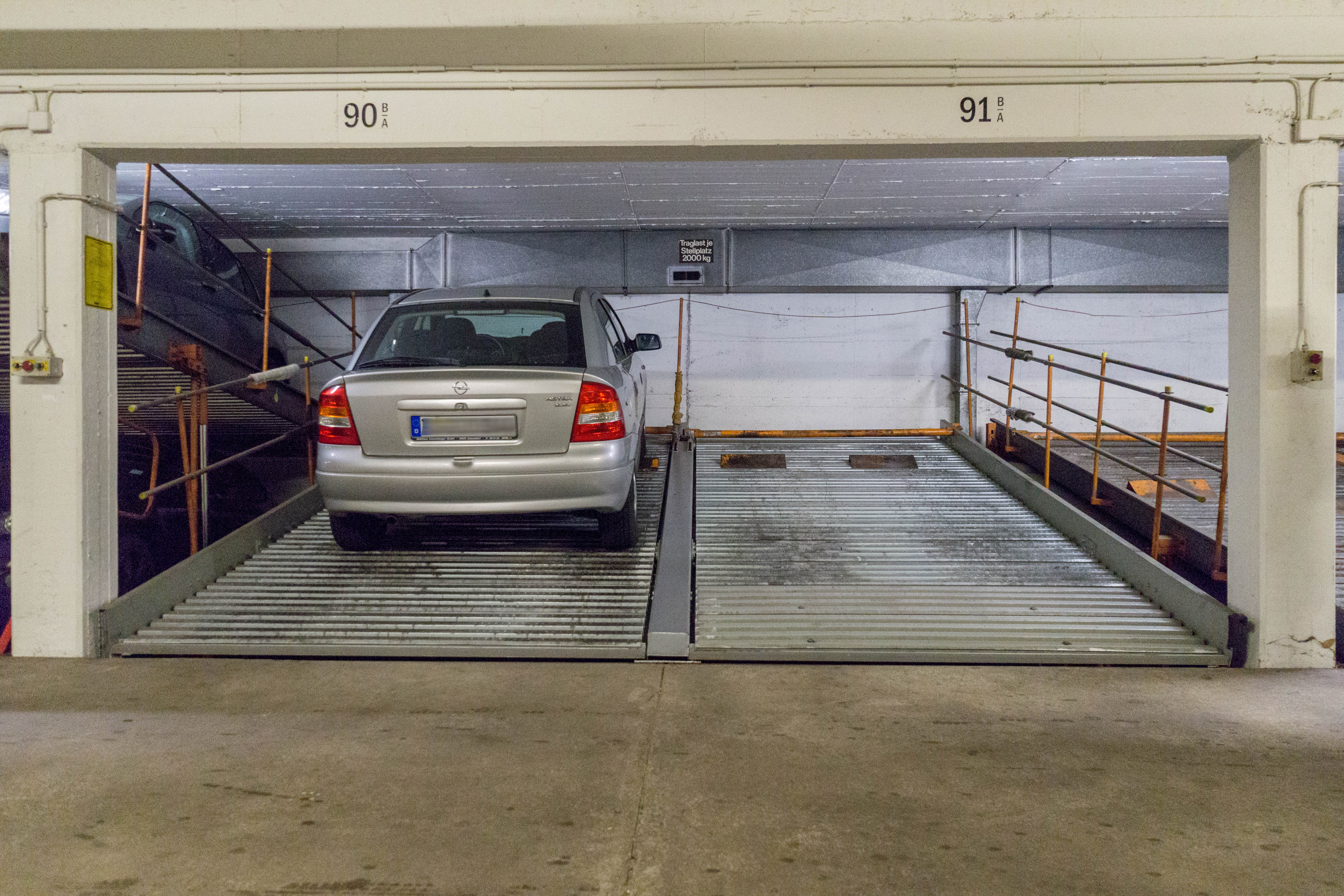 3-Zimmer im Dachgeschoss mit imposanter Terrasse am Schulberg