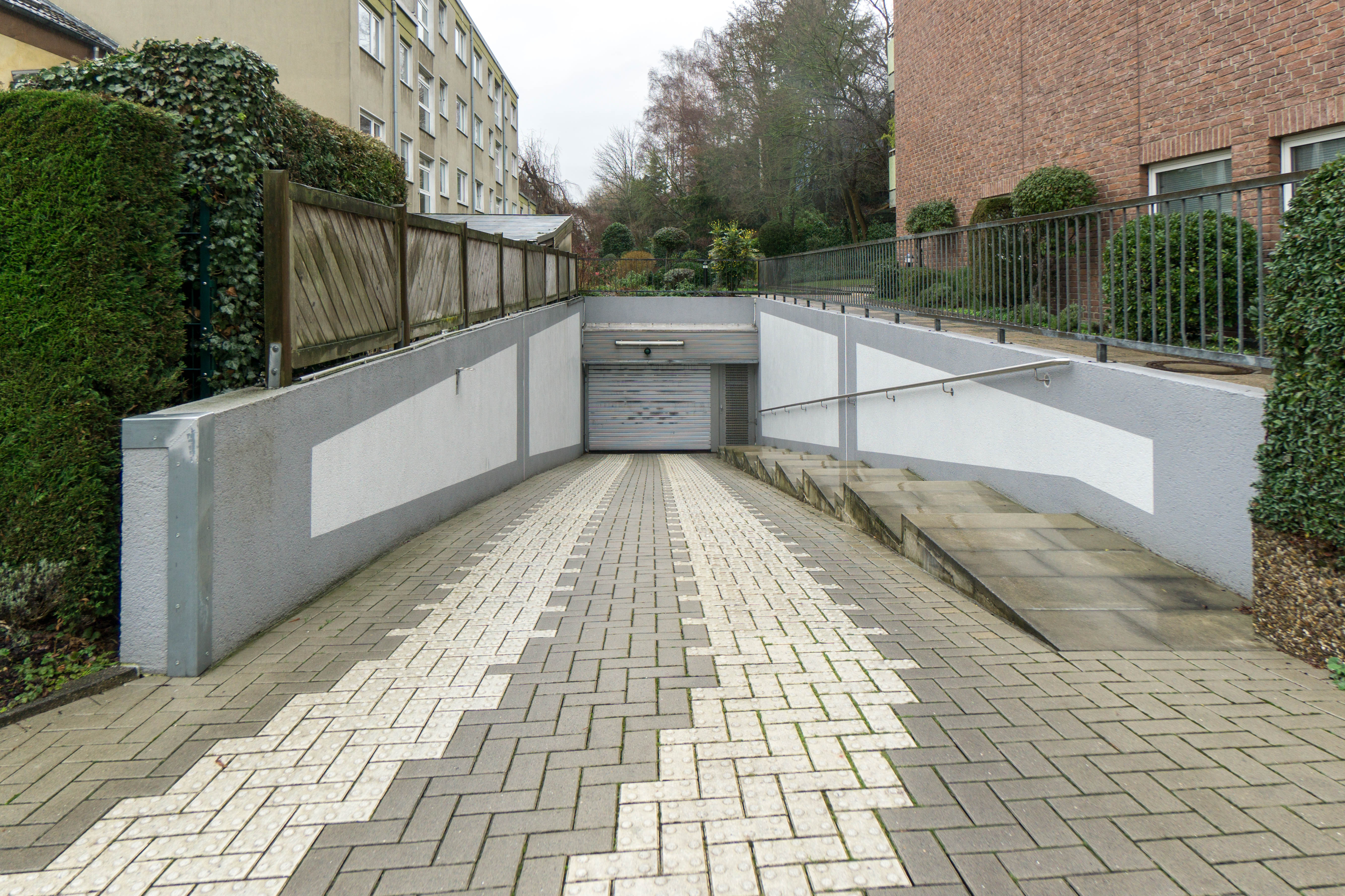 3-Zimmer im Dachgeschoss mit imposanter Terrasse am Schulberg