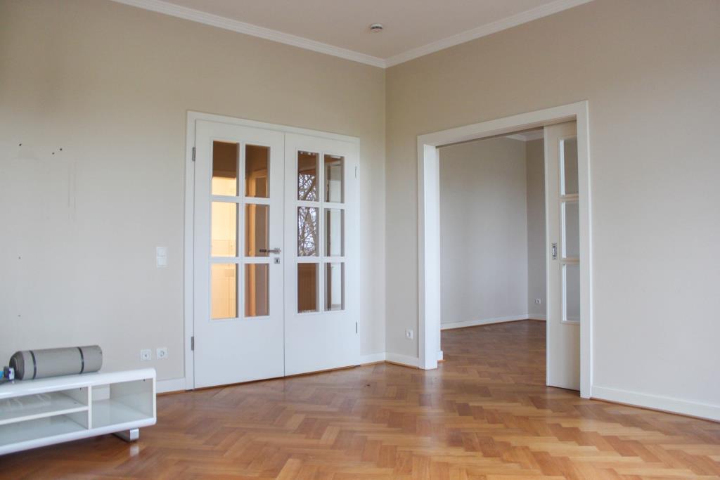 Luxus-Wohnung an der Cecilienallee-Rheinfront