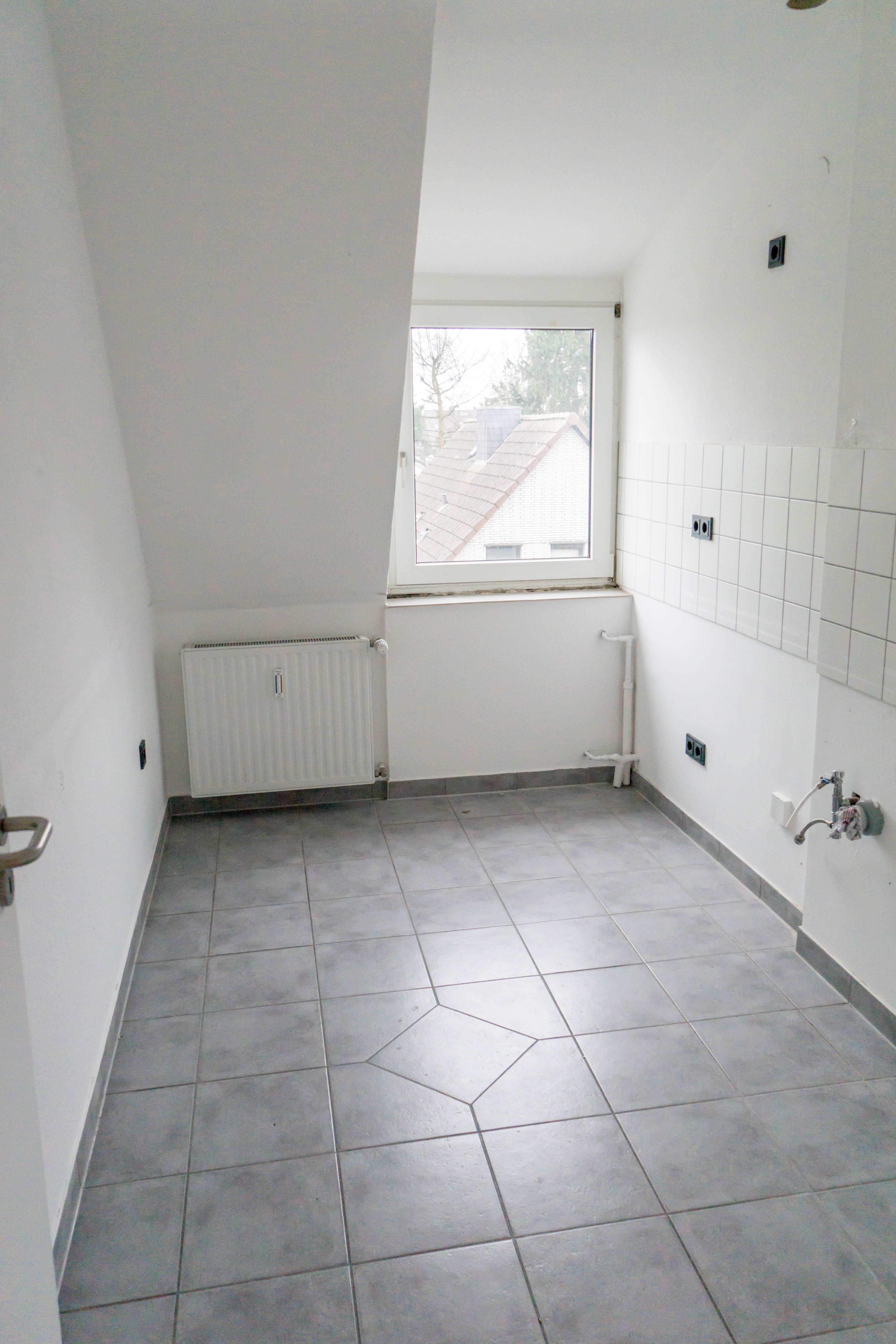 Gemütliche 3-4 Zimmer Dachgeschoss-Maisonettewohnung mit ausgebautem Spitzboden