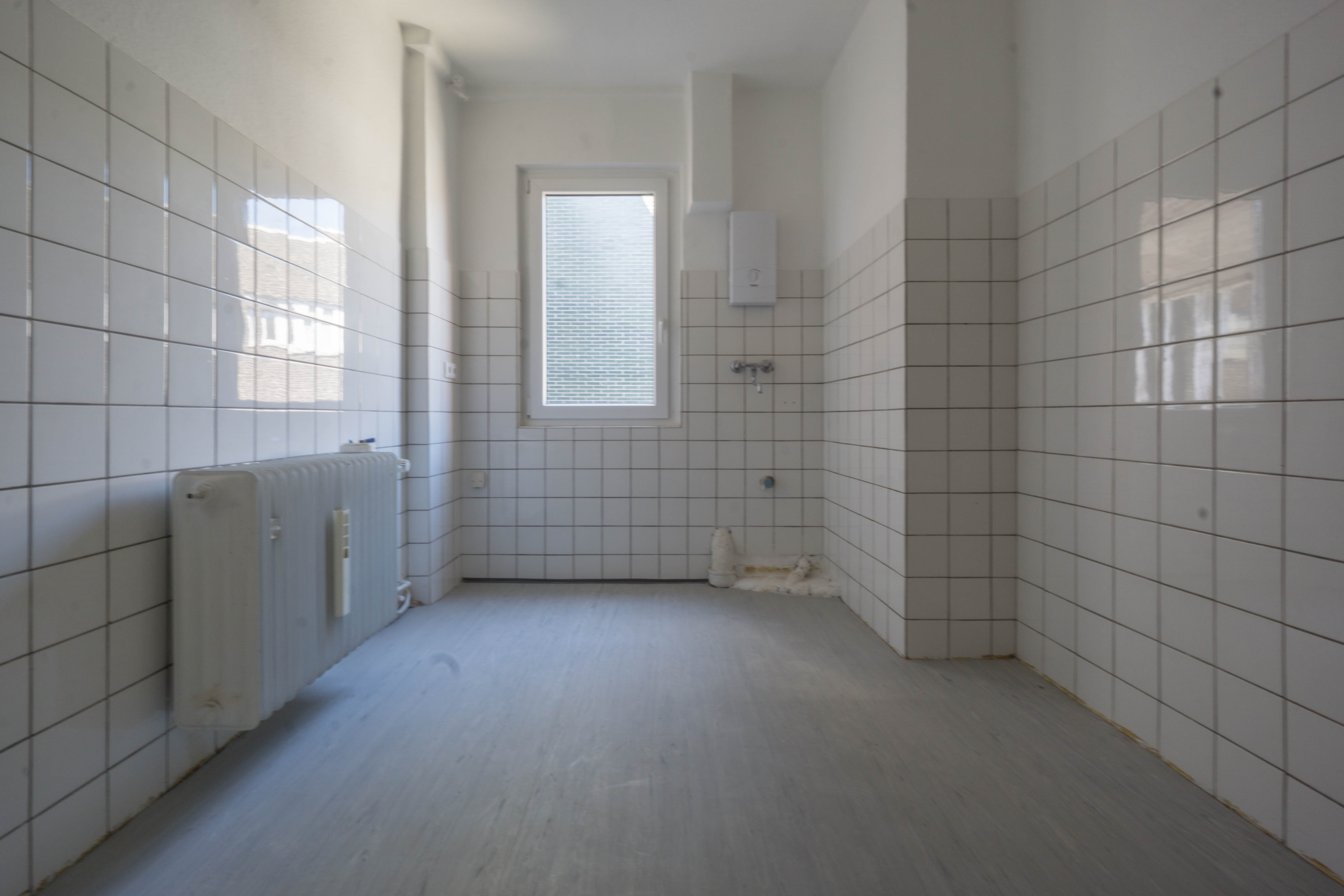 1A Lage in Neuss - Leerstehendes Wohn-/Geschäftshaus auf Einkaufsstraße in bester Gesellschaft