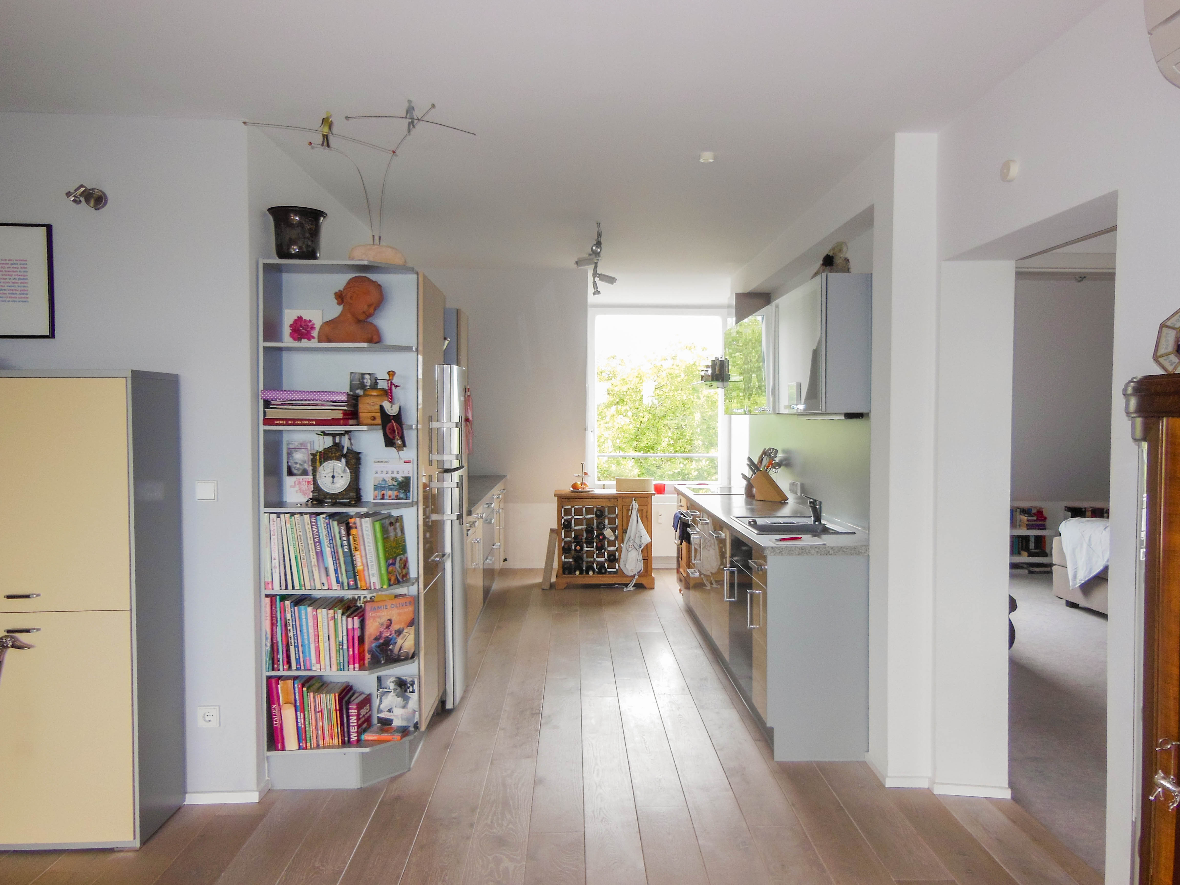 Düsseldorf- Zooviertel Top- gepflegte 4-Zimmer-Wohnung mit Terrasse