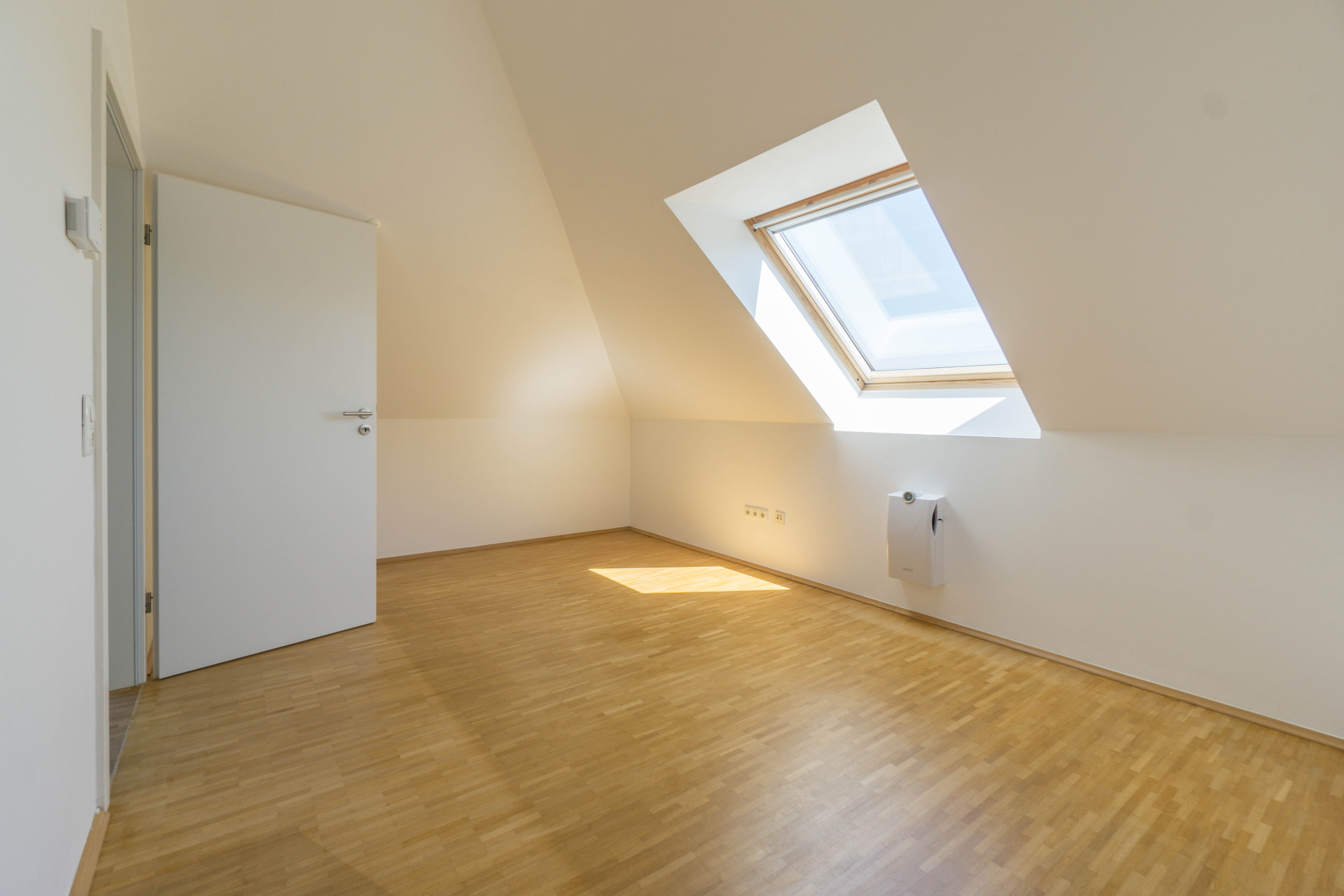 4-Zimmer-Maisonettewohnung im Dachgeschoss mit gehobener Ausstattung in ruhiger Lage