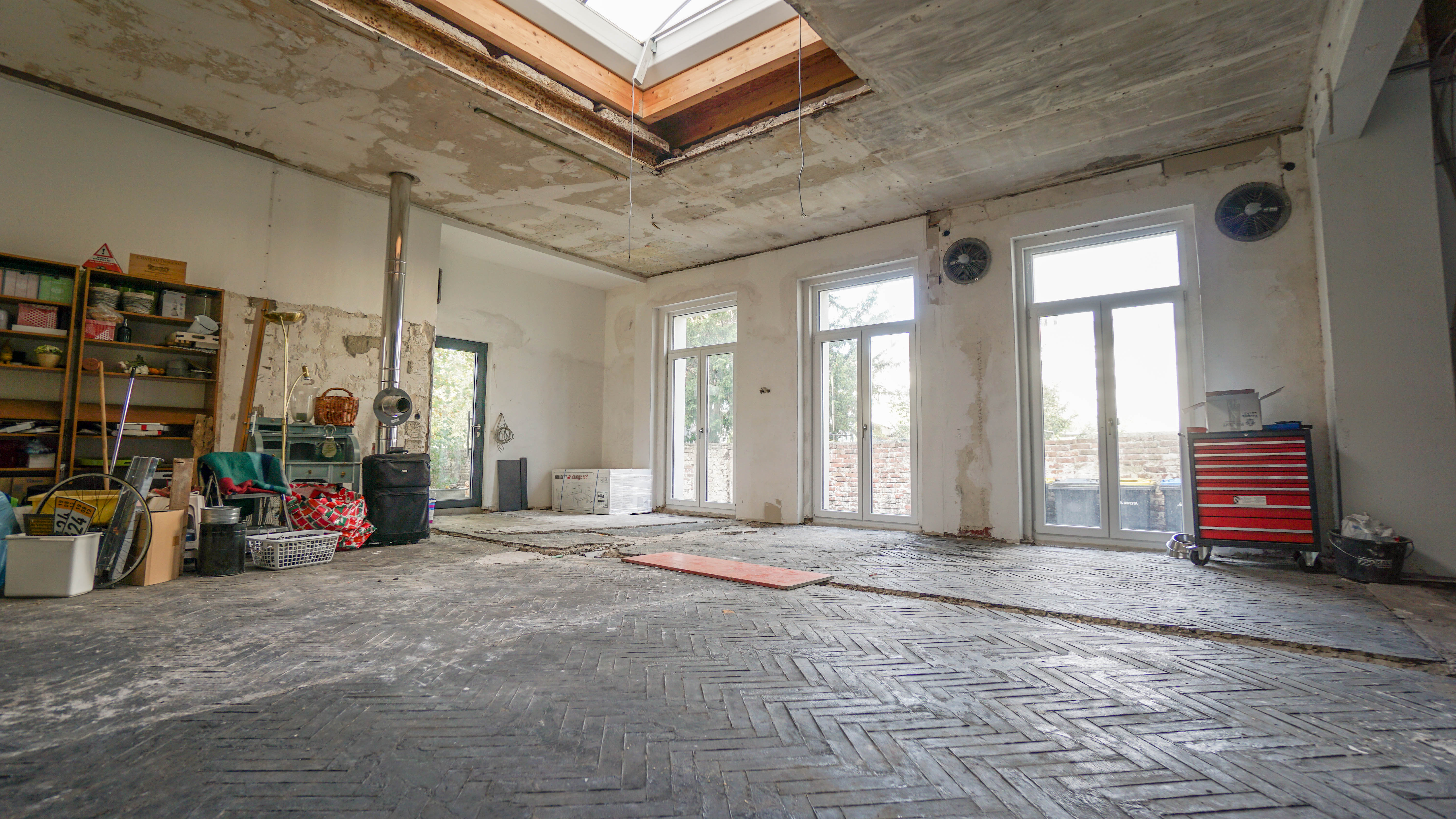 MUST-HAVE für Individualisten: 200 m² LOFT zzgl. 2 Whg./Einfamilienhaus mit weitläufigem Grundstück