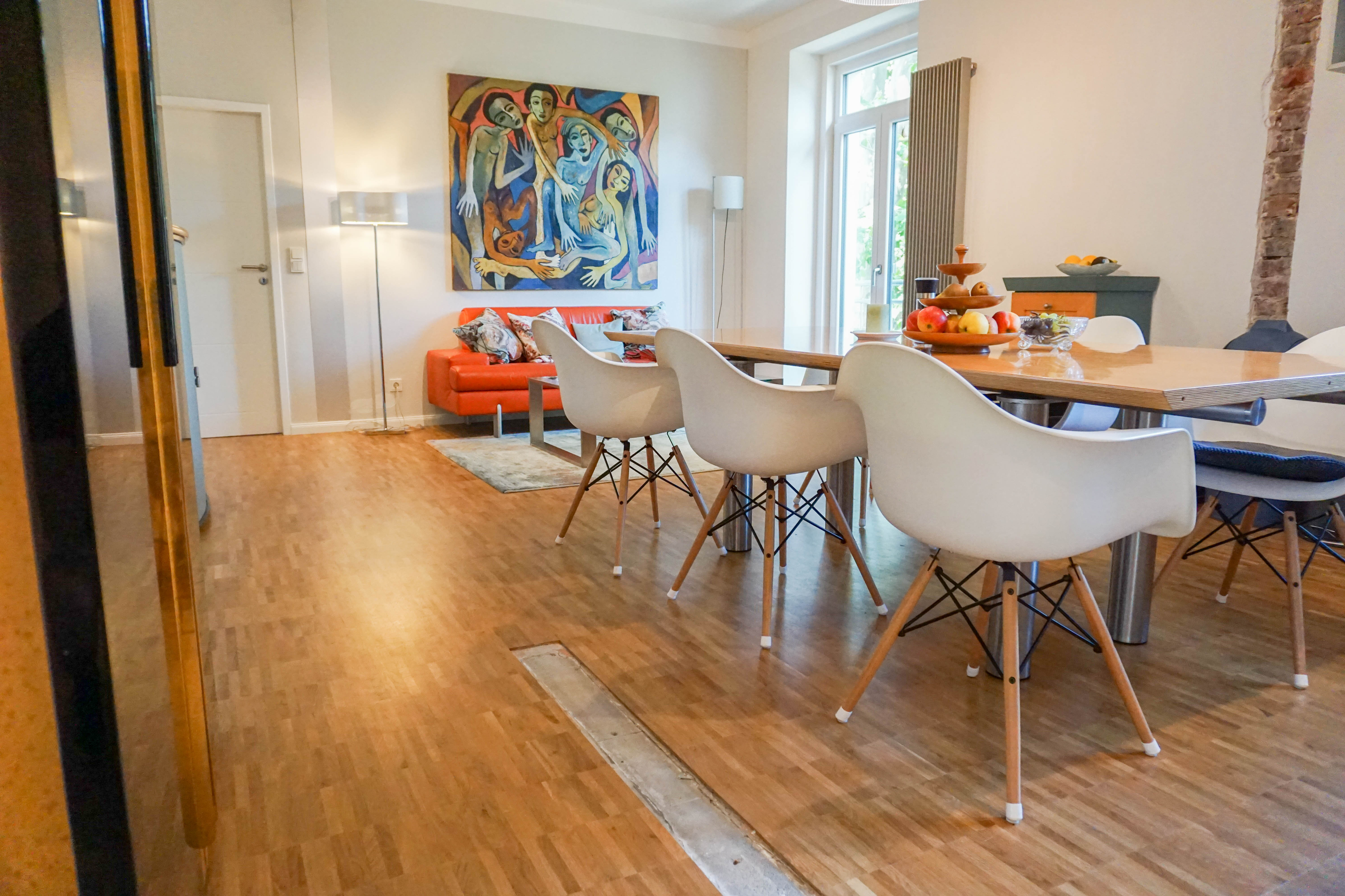 MUST-HAVE für Individualisten: 200 m² LOFT zzgl. 2 Whg./Einfamilienhaus mit weitläufigem Grundstück