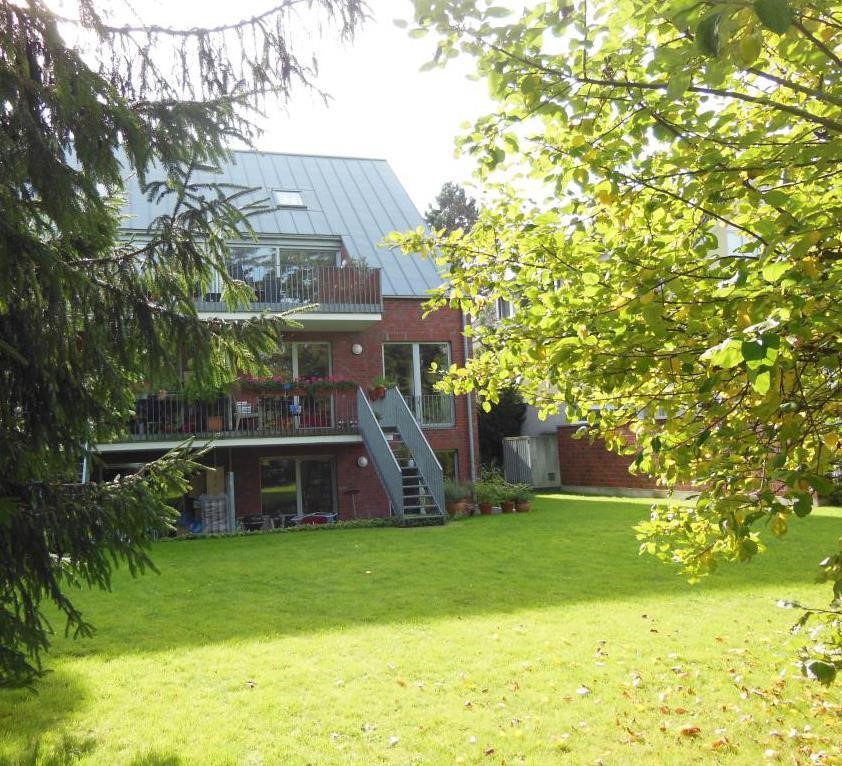 Stadtzentrales Wohnen in der Nähe des Medienhafens! Moderne Maisonette-Wohnung mit Garten