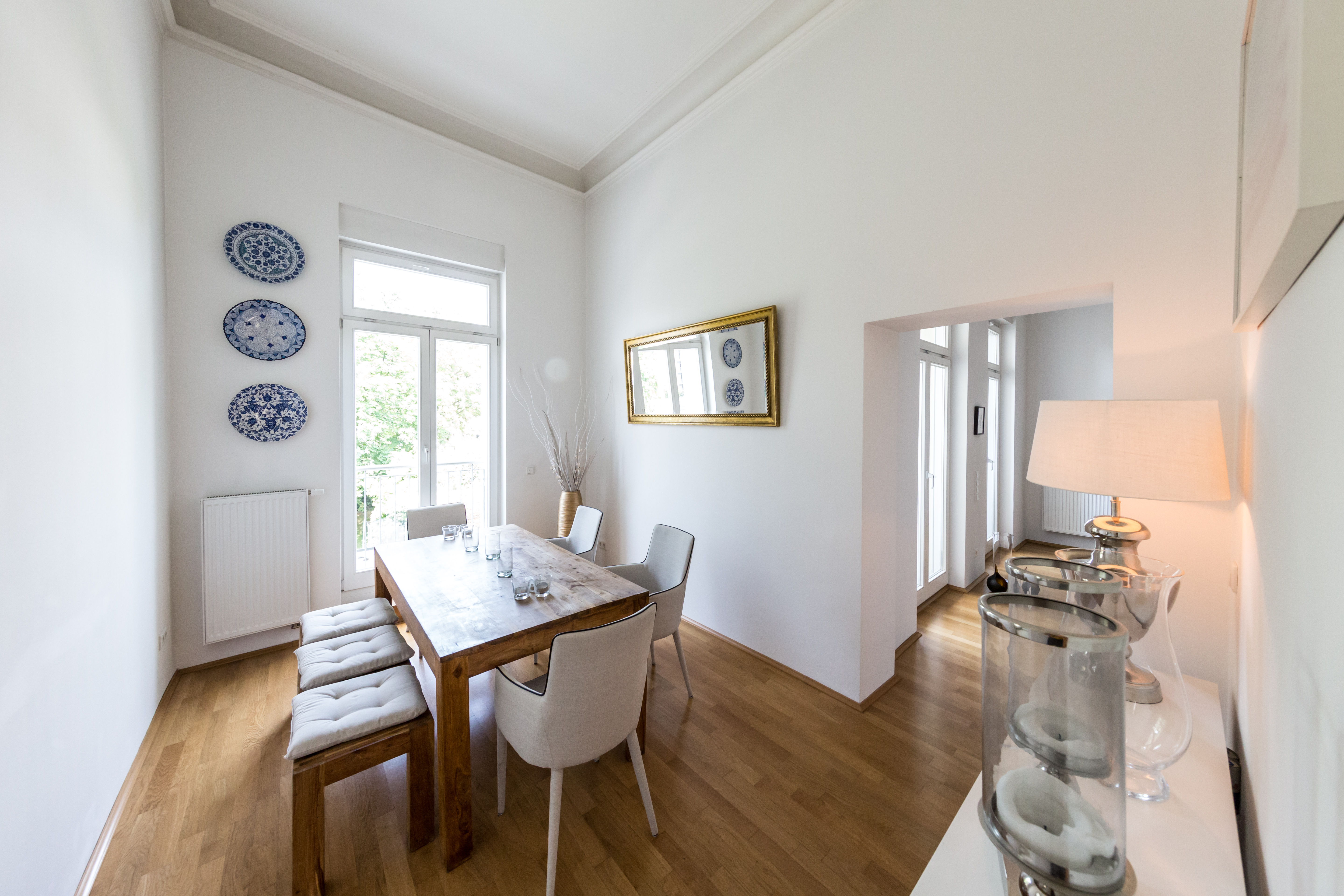 D´dorf-Unterbilk - Wunderschöne Altbauwohnung mit hohen Decken, herrlichen Stuck und Terrasse
