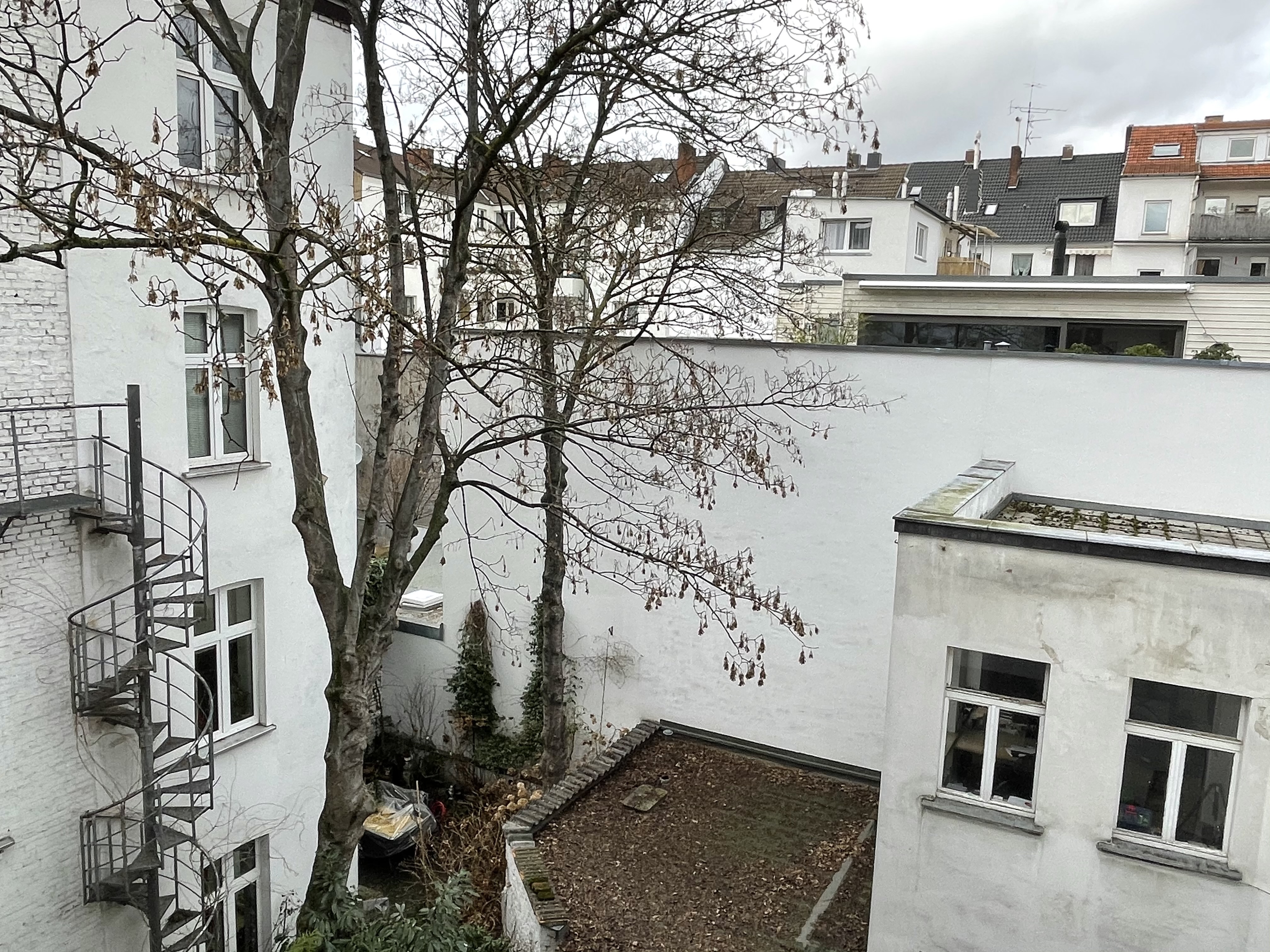 Big City Life. Zentral & urban und großzügig. 2 Zi. mit Balkon in Stadmitte