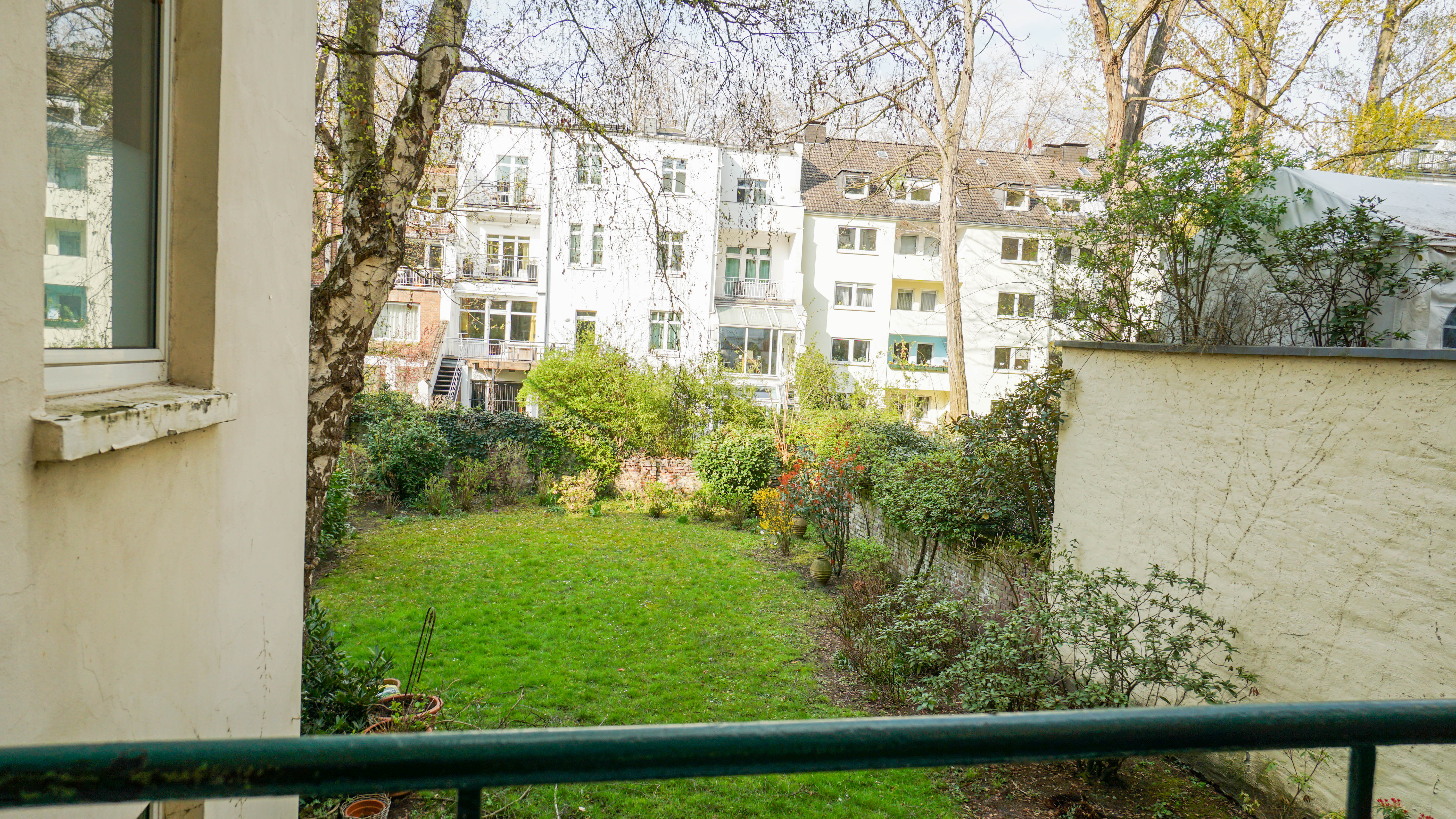 Schöne Bürofläche über 2 Etagen in direkter Rheinnähe