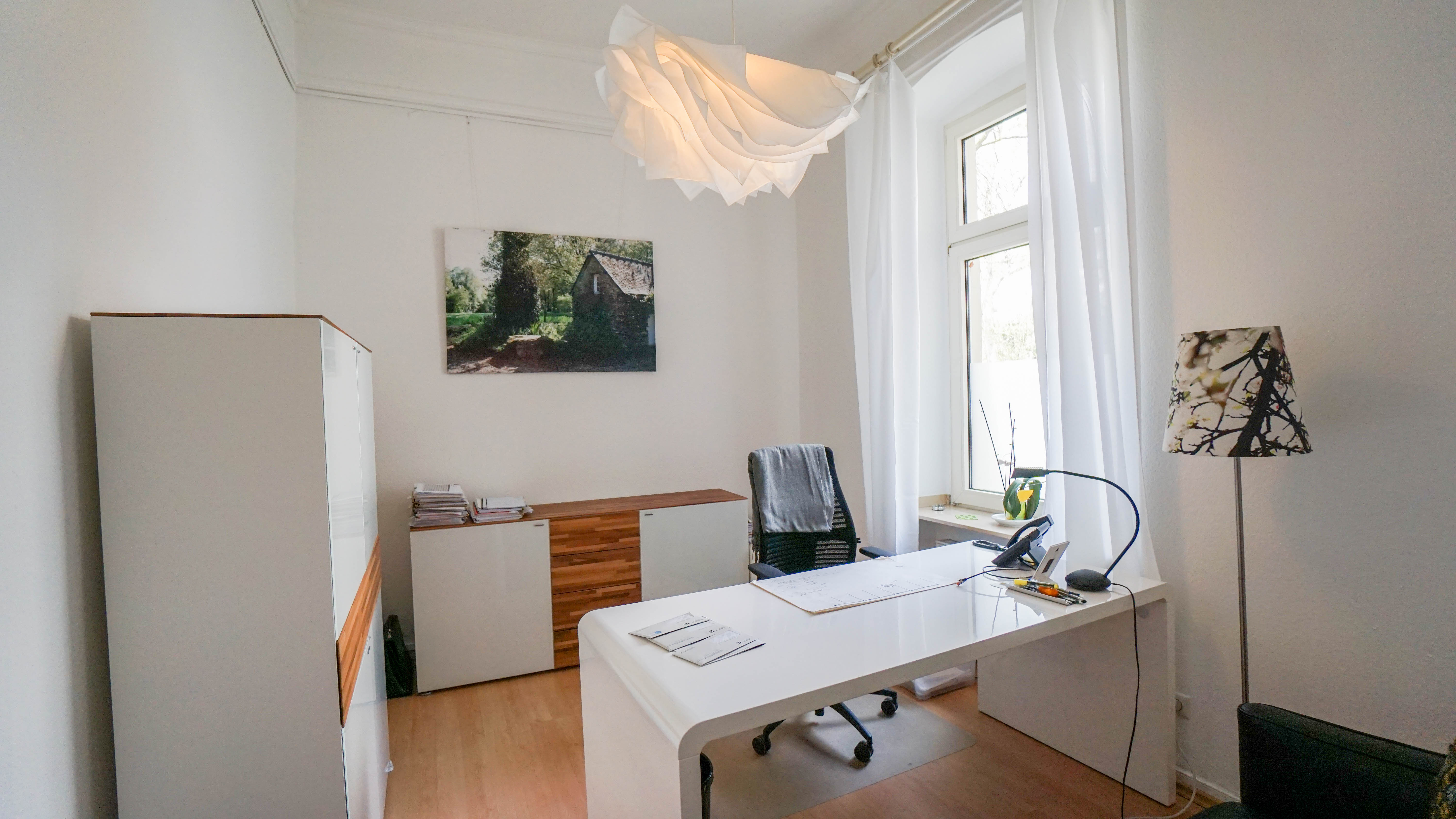 Schöne Bürofläche über 2 Etagen in direkter Rheinnähe