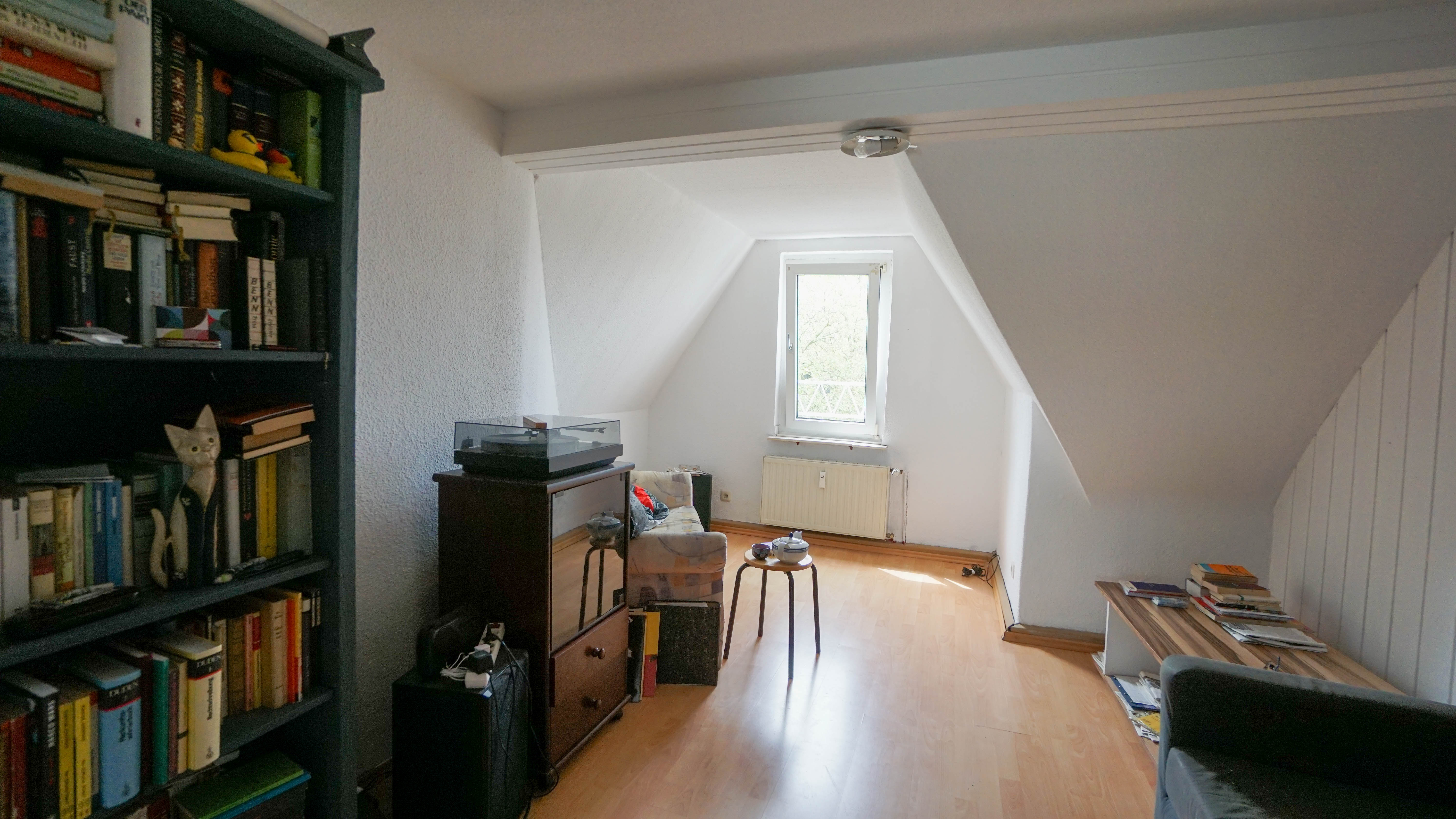 * RESERVIERT * vollvermietetes Mehrfamilienhaus: Stilaltbau mit Mietsteigerungspotenzial