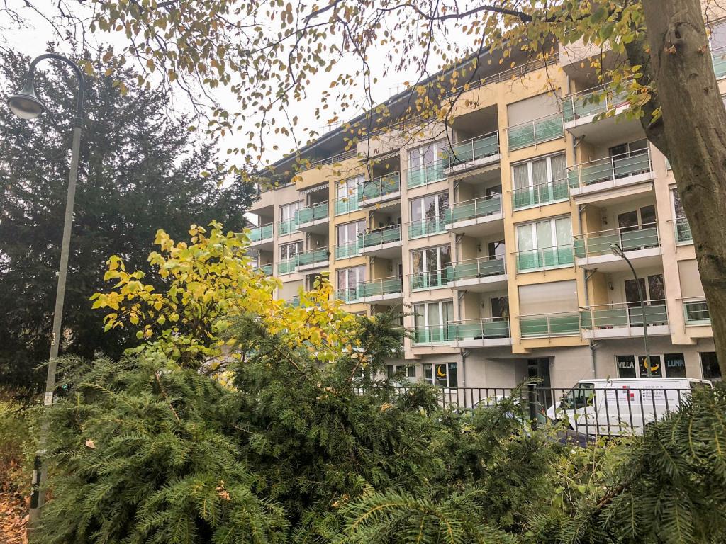 Sehr schöne 2-Zimmer-Singlewohnung mit Blick in den Floragarten!