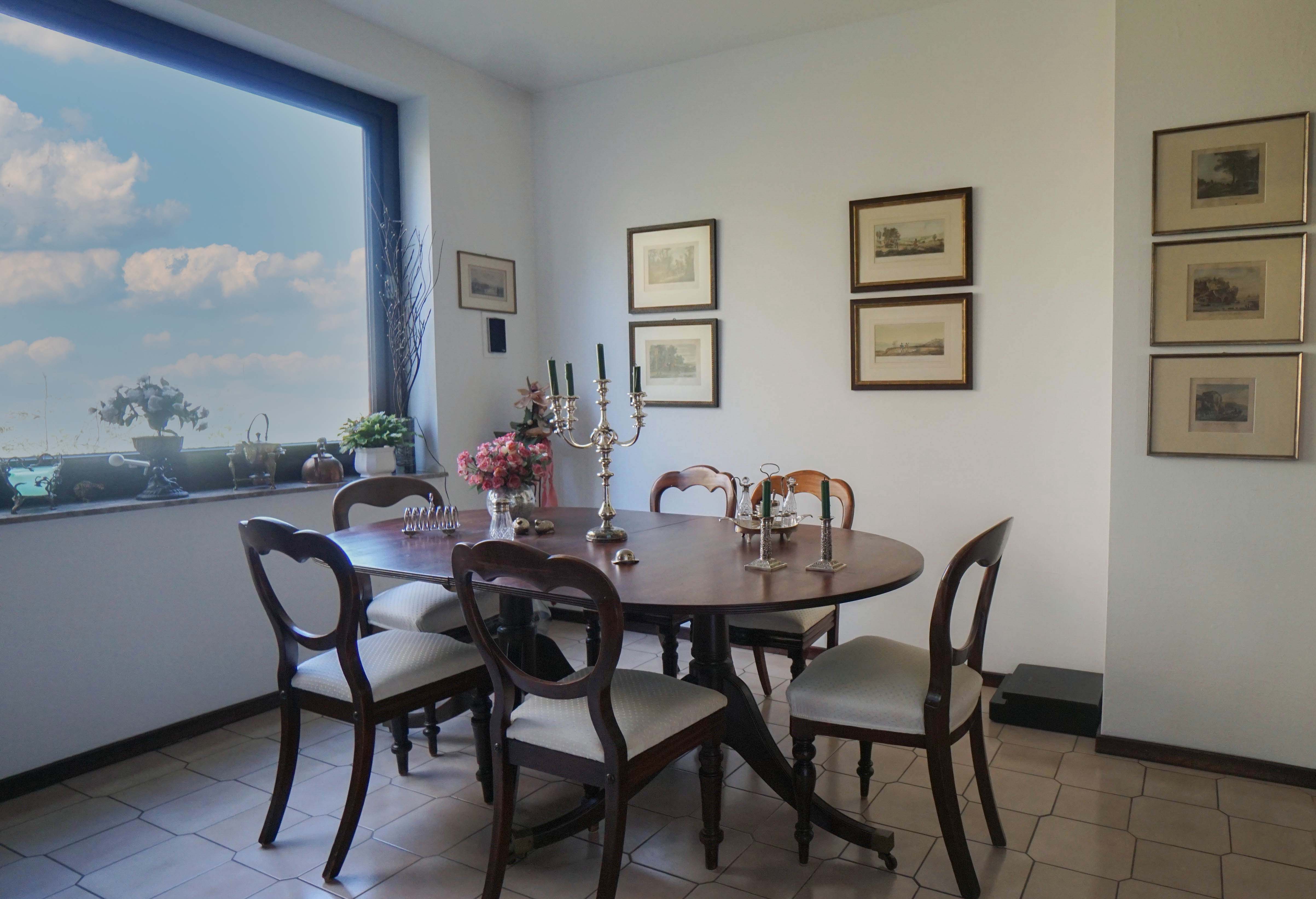 Himmlischer Ausblick auf den Rhein! Mondän & vielfälig & idyllisch wohnen wie im eigenen Haus