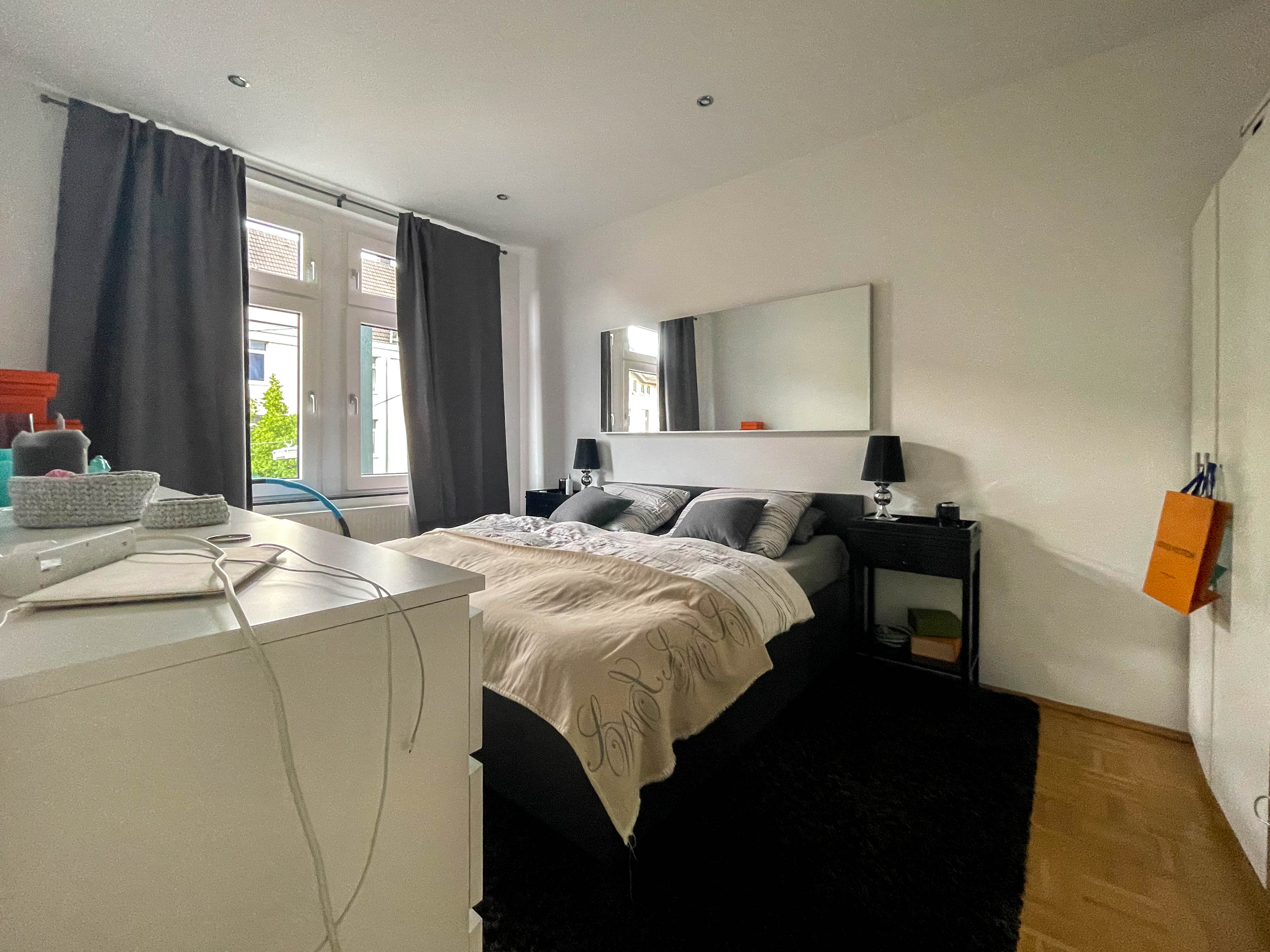 Solide vermietetes Wohnhaus mit 10 Einheiten in Lierenfeld - Top Rendite in Düsseldorf