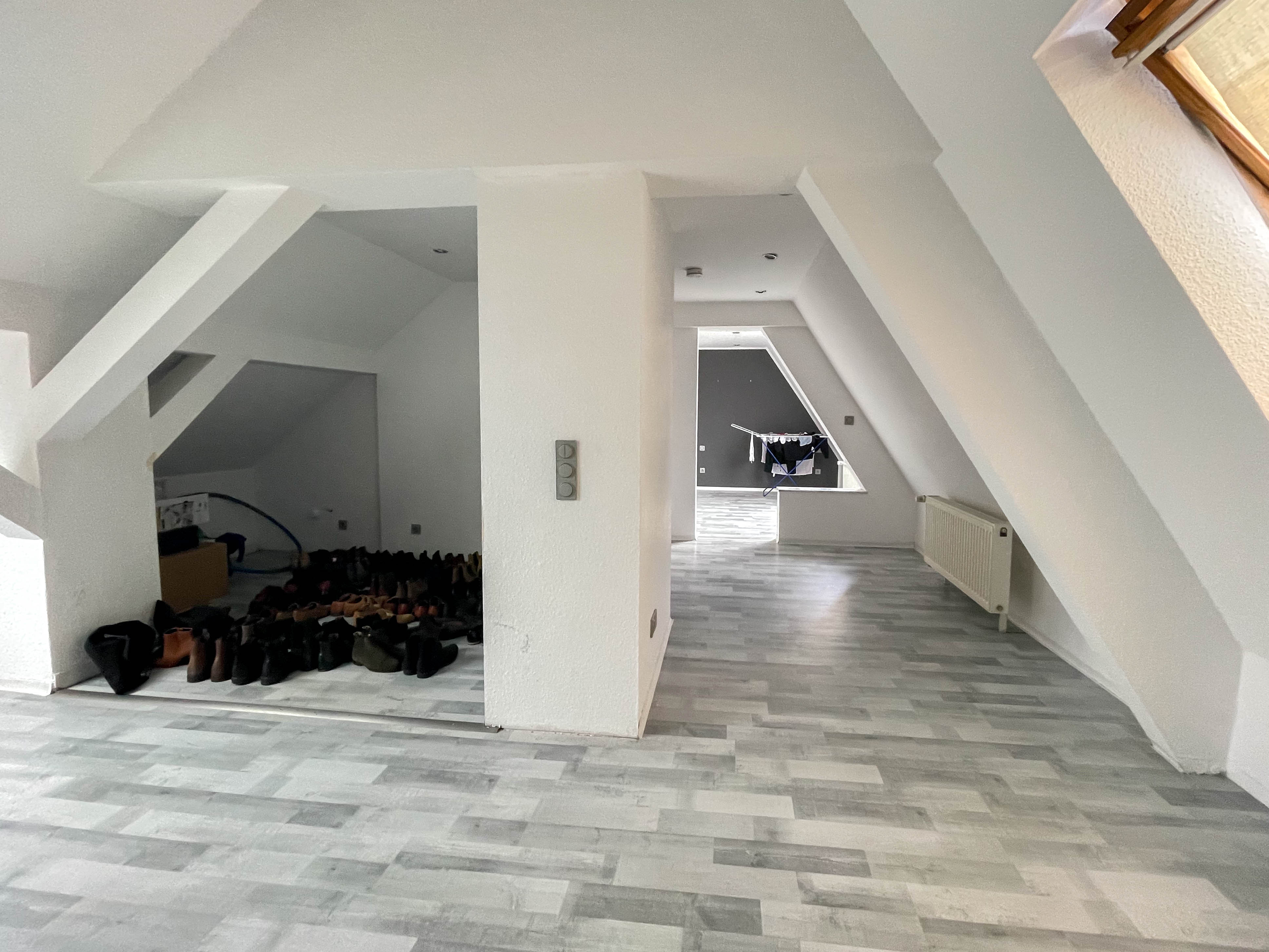 Solide vermietetes Wohnhaus mit 10 Einheiten in Lierenfeld - Top Rendite in Düsseldorf