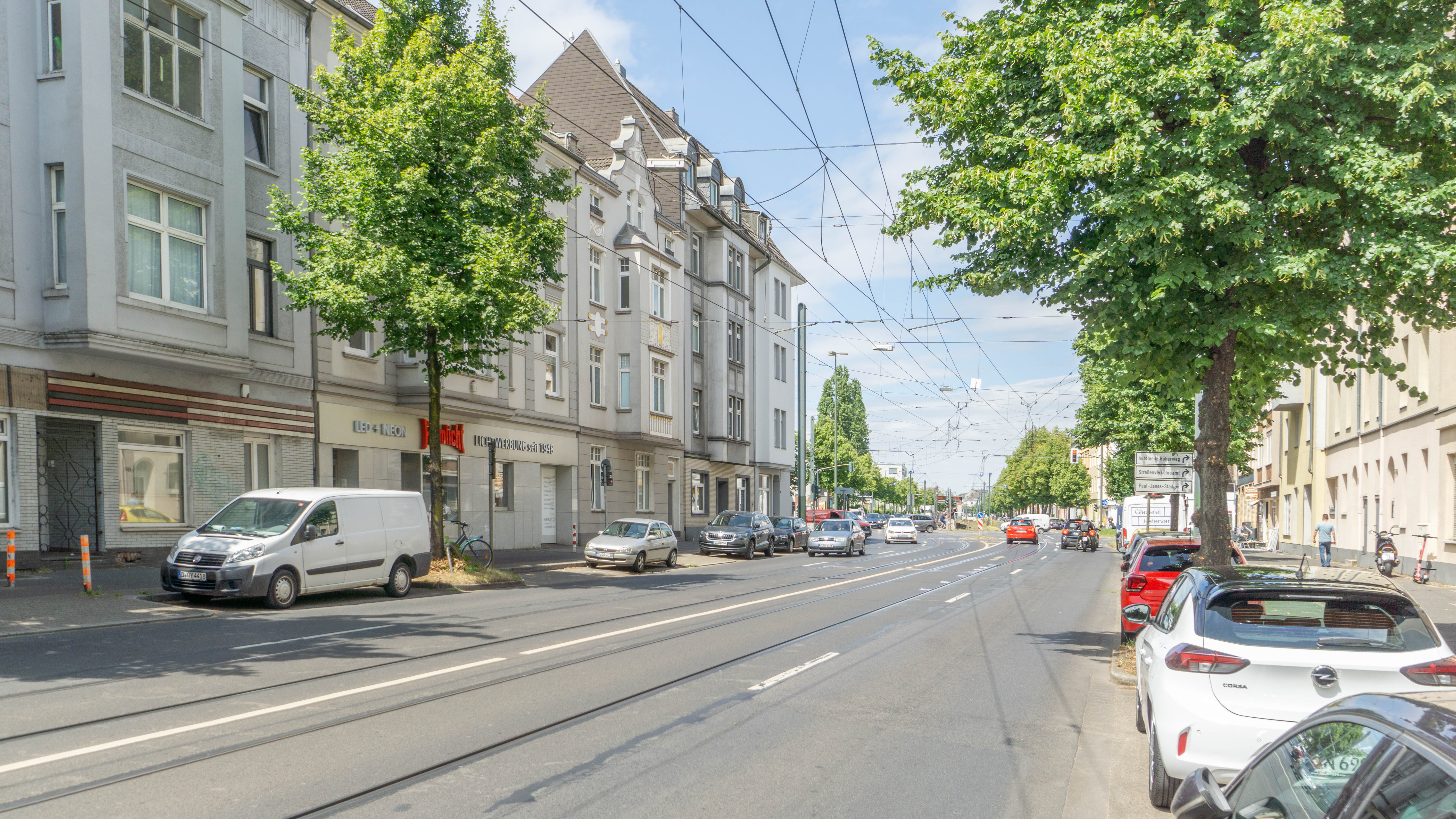 Solide vermietetes Wohnhaus mit 10 Einheiten in Lierenfeld - Top Rendite in Düsseldorf